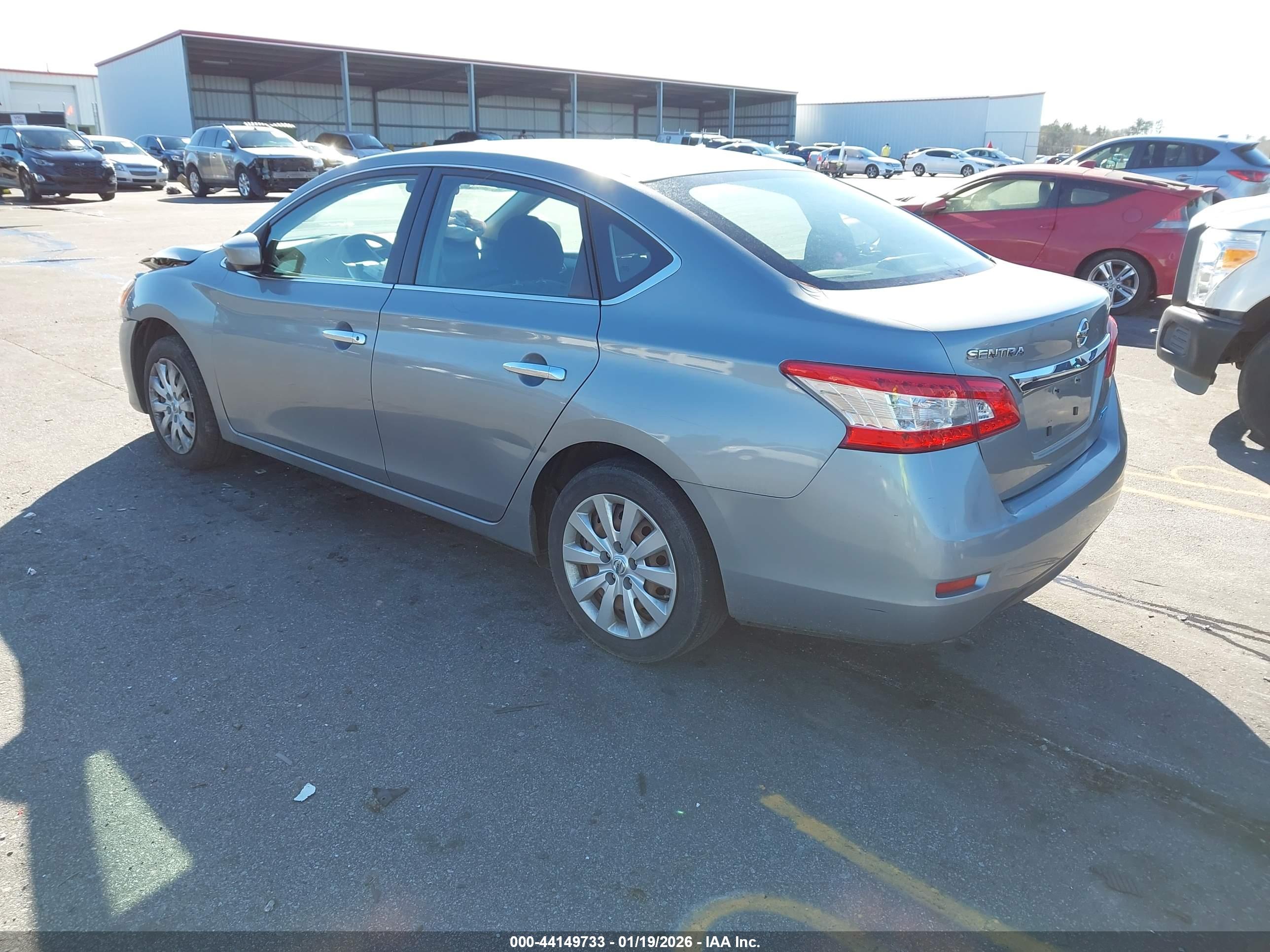 NISSAN SENTRA image 3