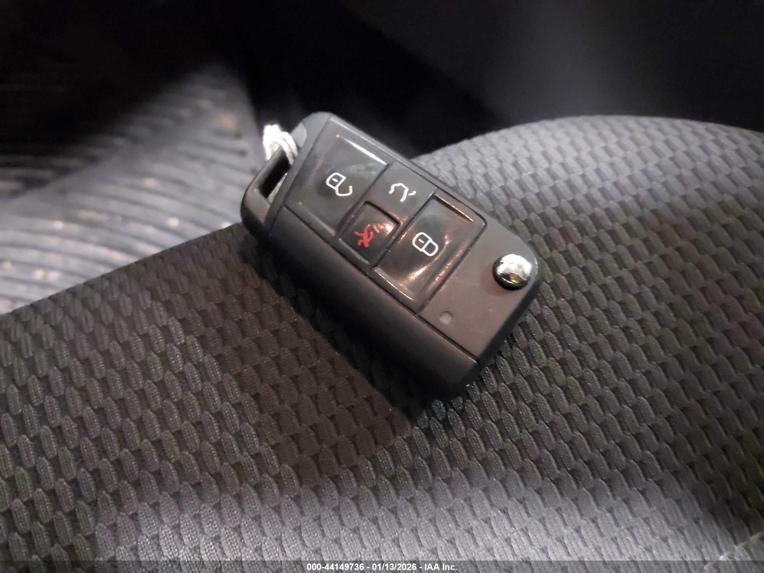 VOLKSWAGEN GOLF image 11