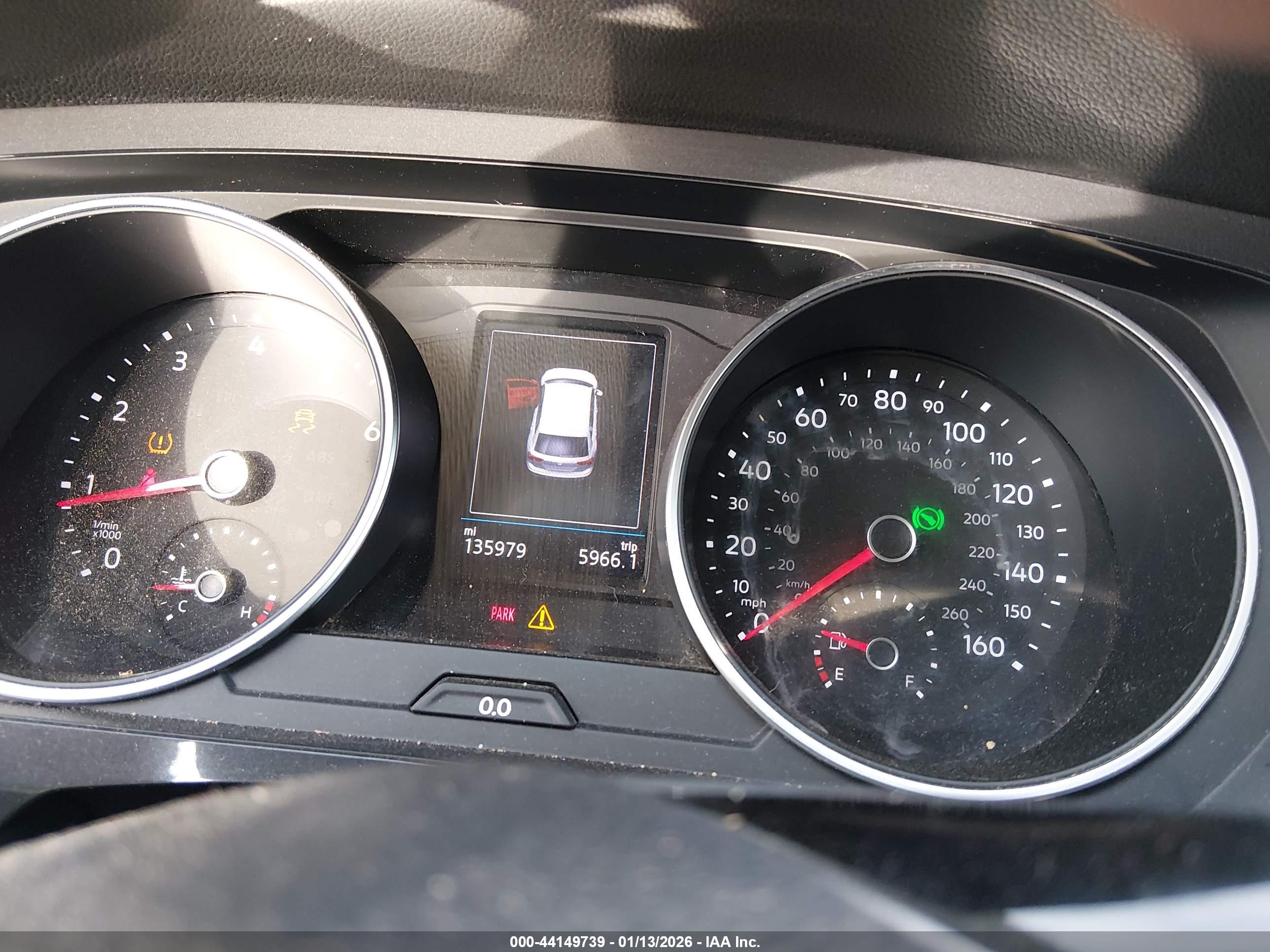 VOLKSWAGEN TIGUAN image 7