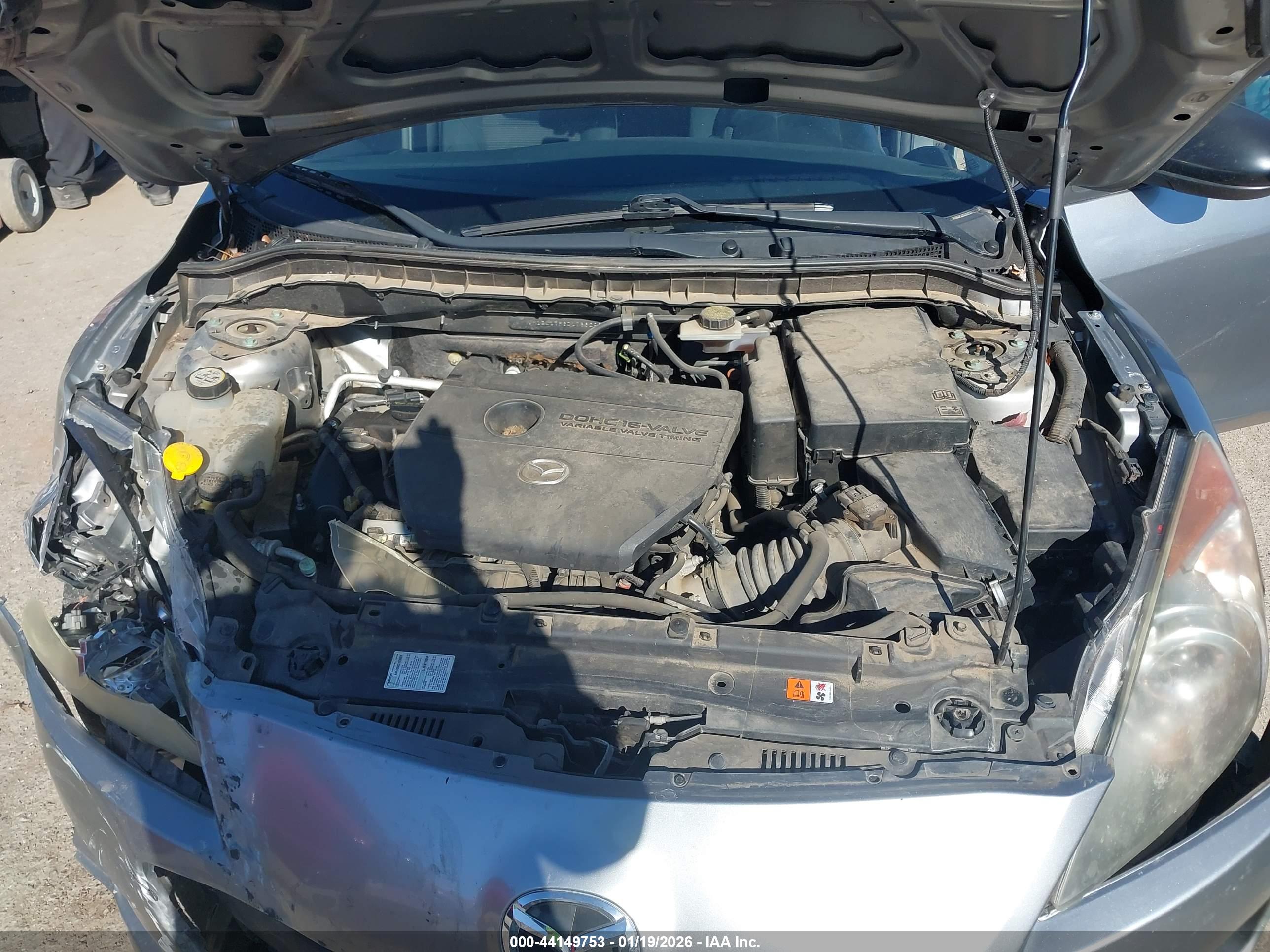 MAZDA MAZDA3 image 10