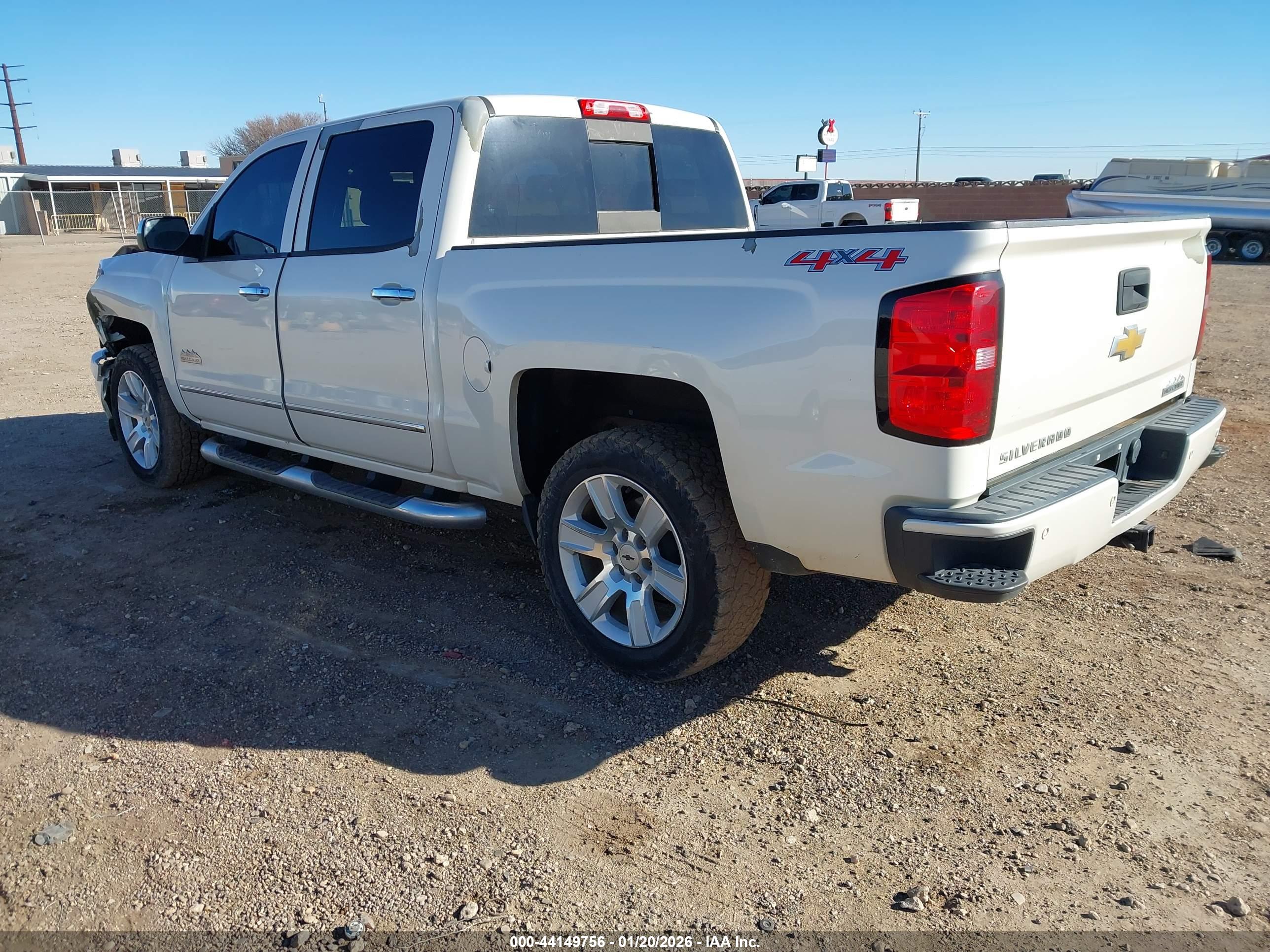 CHEVROLET SILVERADO image 3