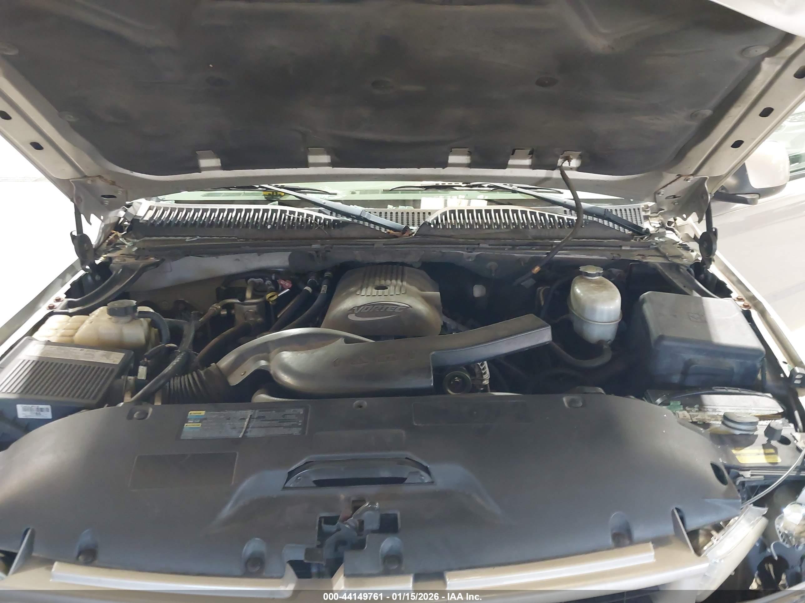 CHEVROLET SUBURBAN image 10