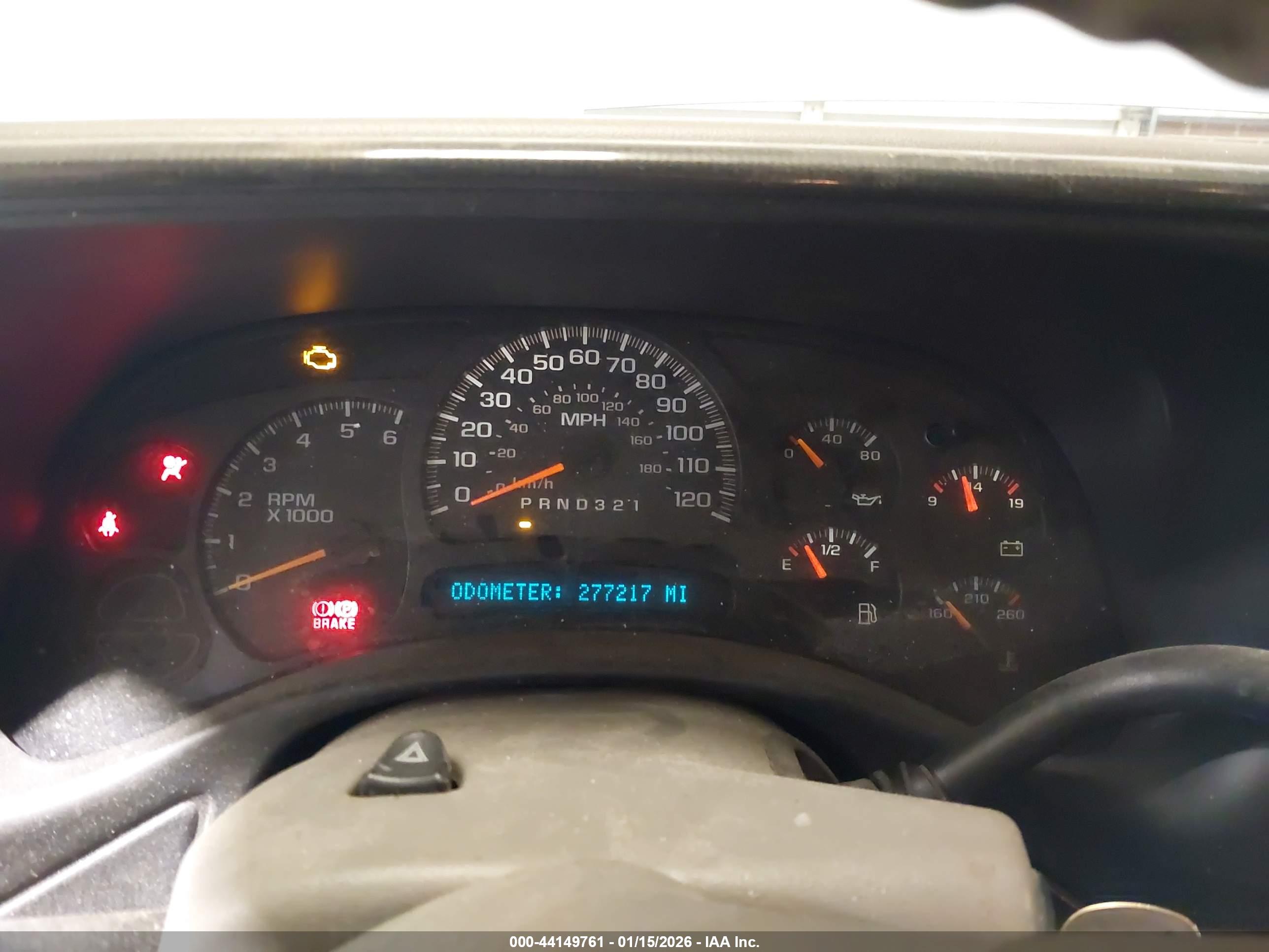 CHEVROLET SUBURBAN image 7