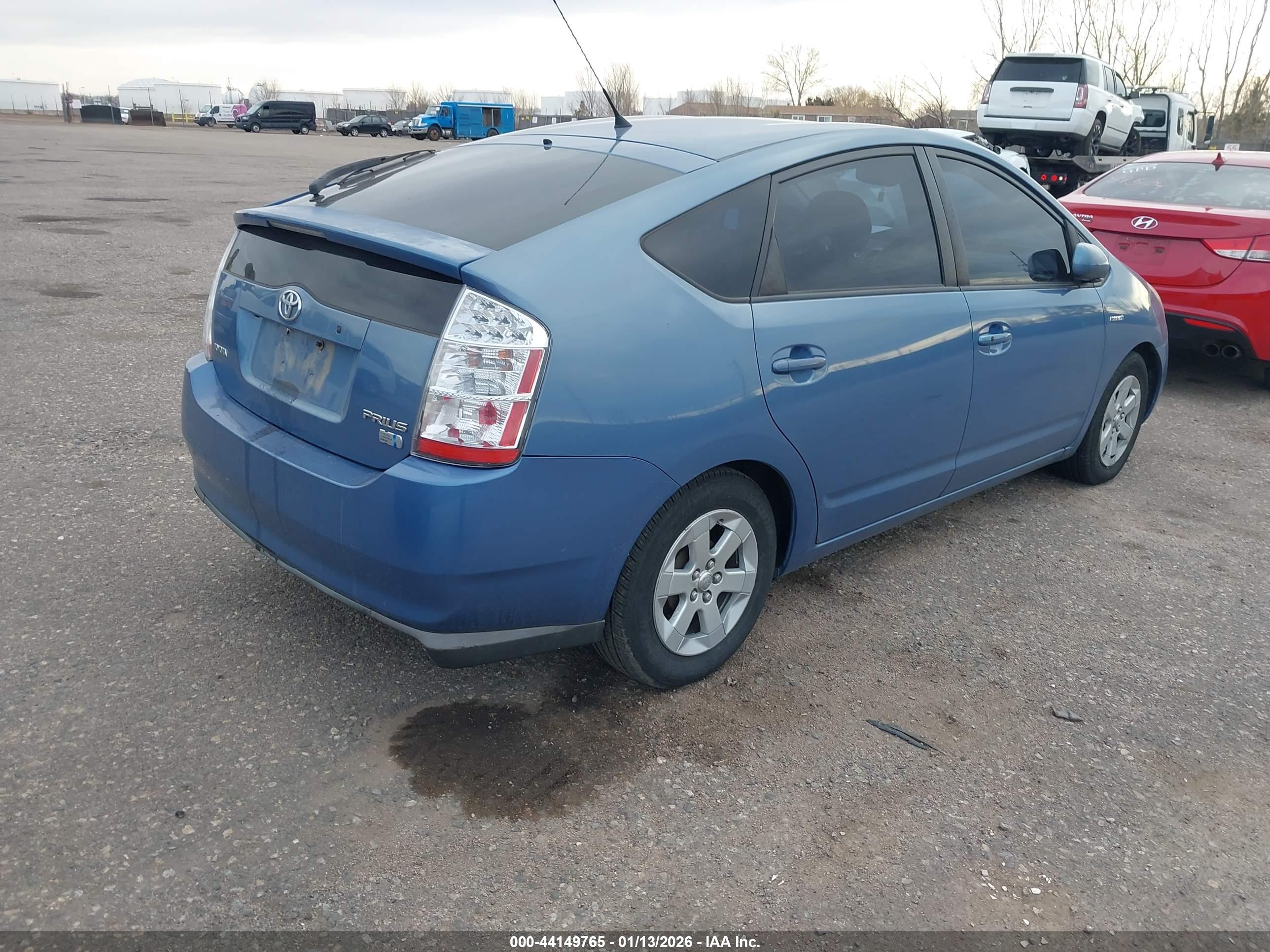TOYOTA PRIUS image 4