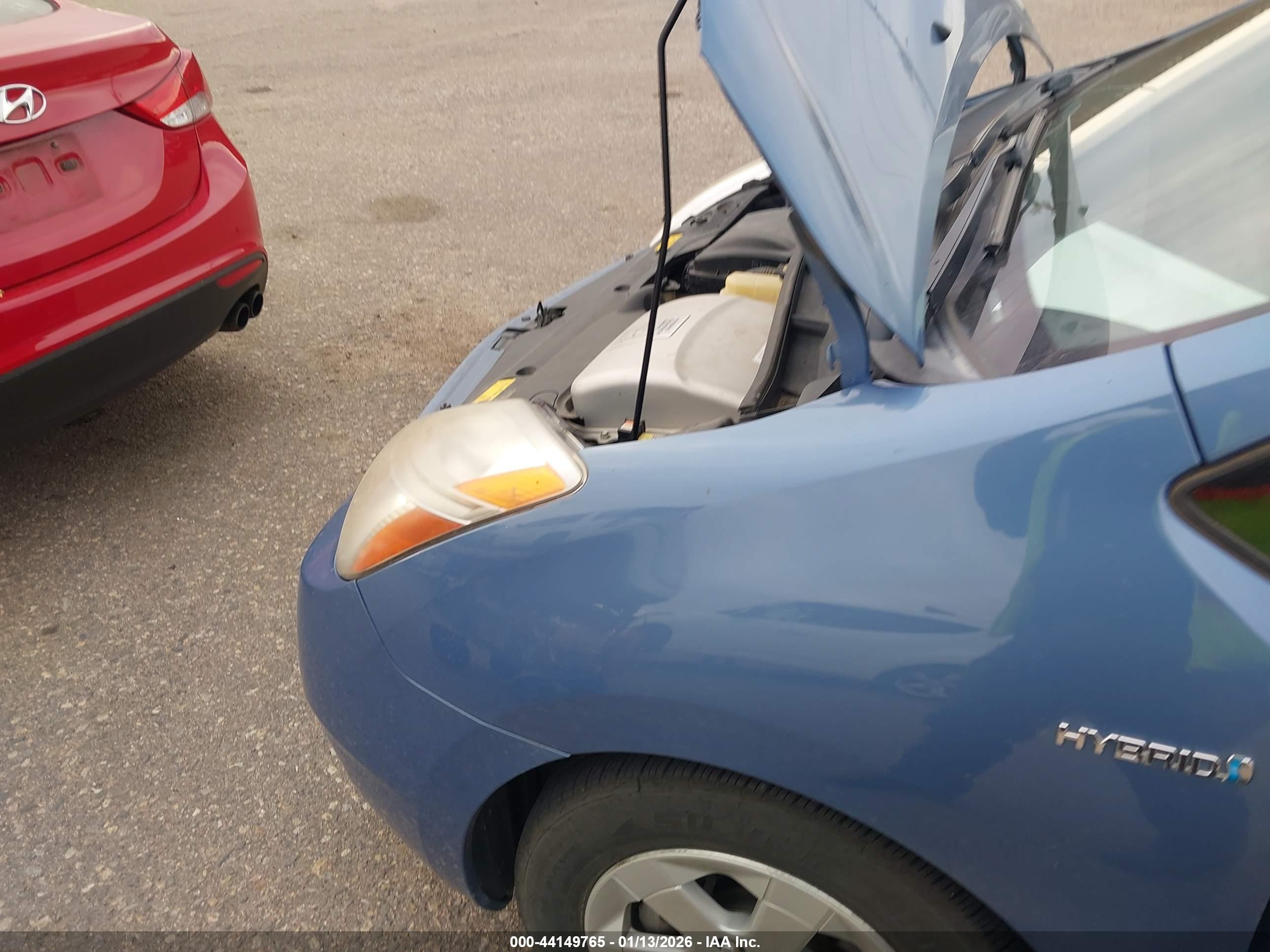 TOYOTA PRIUS image 6