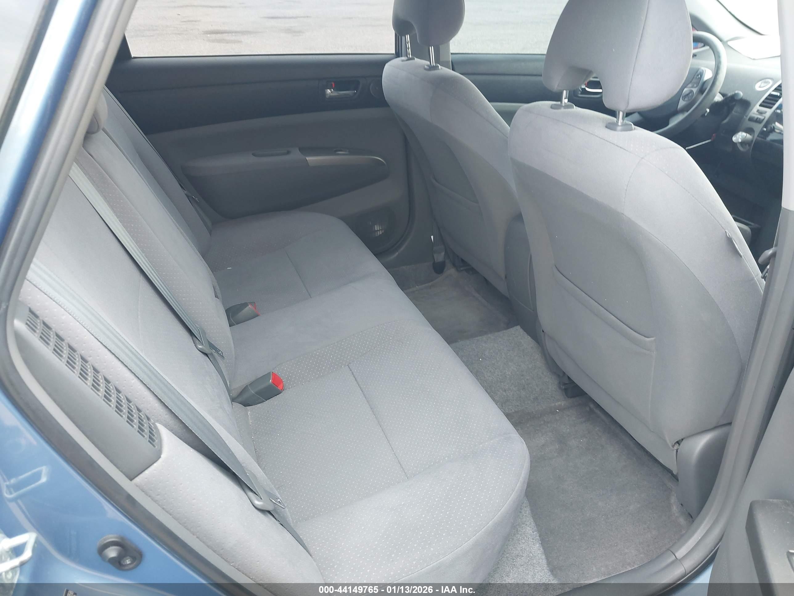 TOYOTA PRIUS image 8