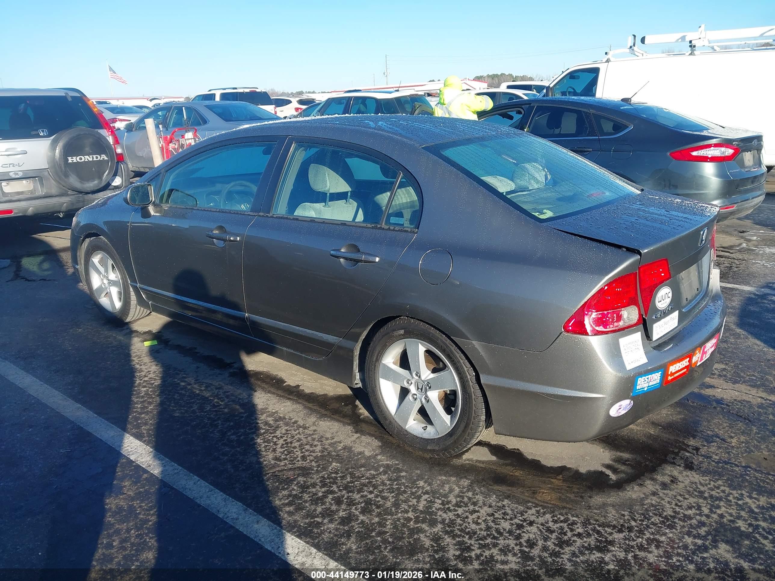 HONDA CIVIC image 3