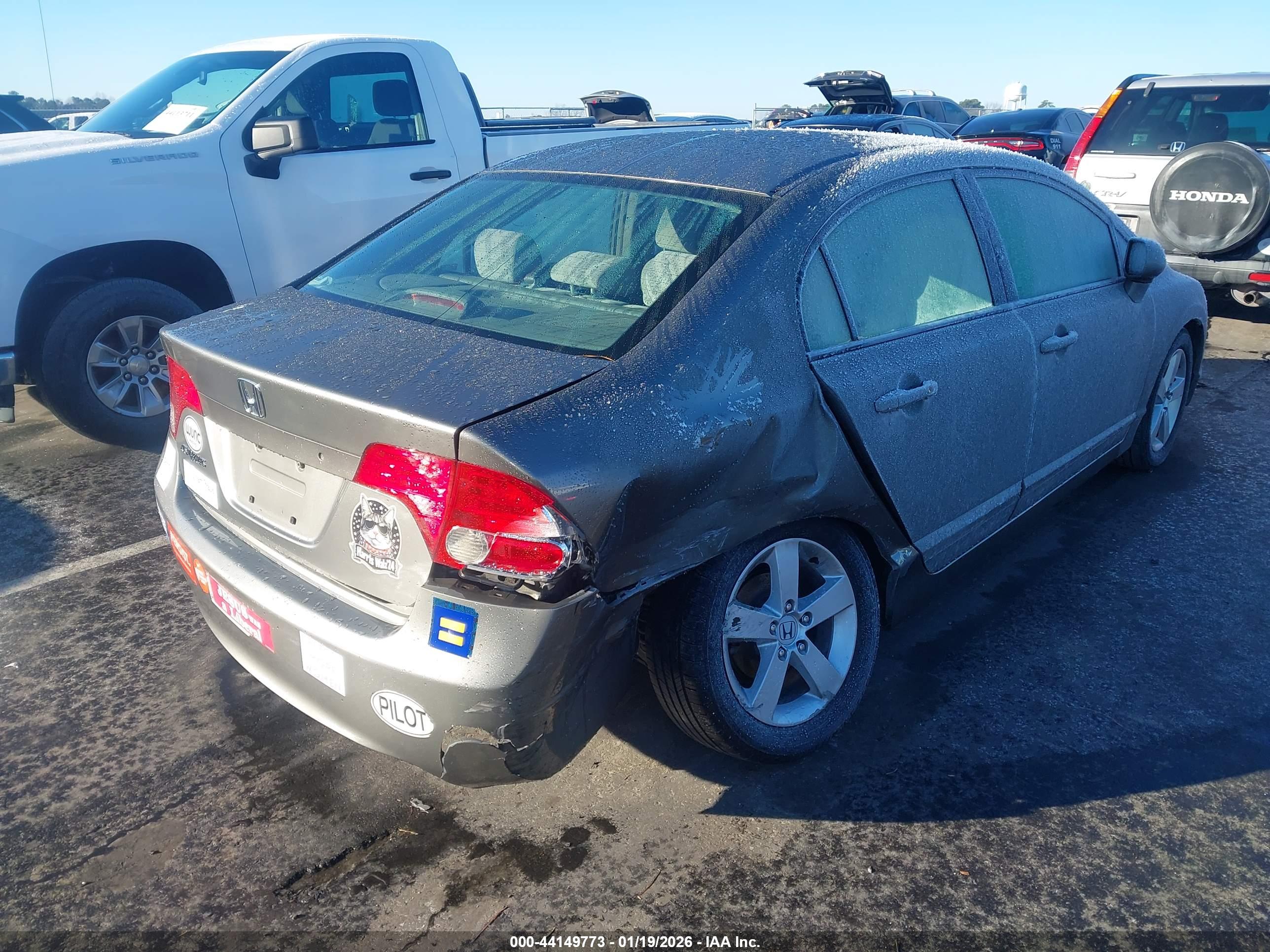 HONDA CIVIC image 4