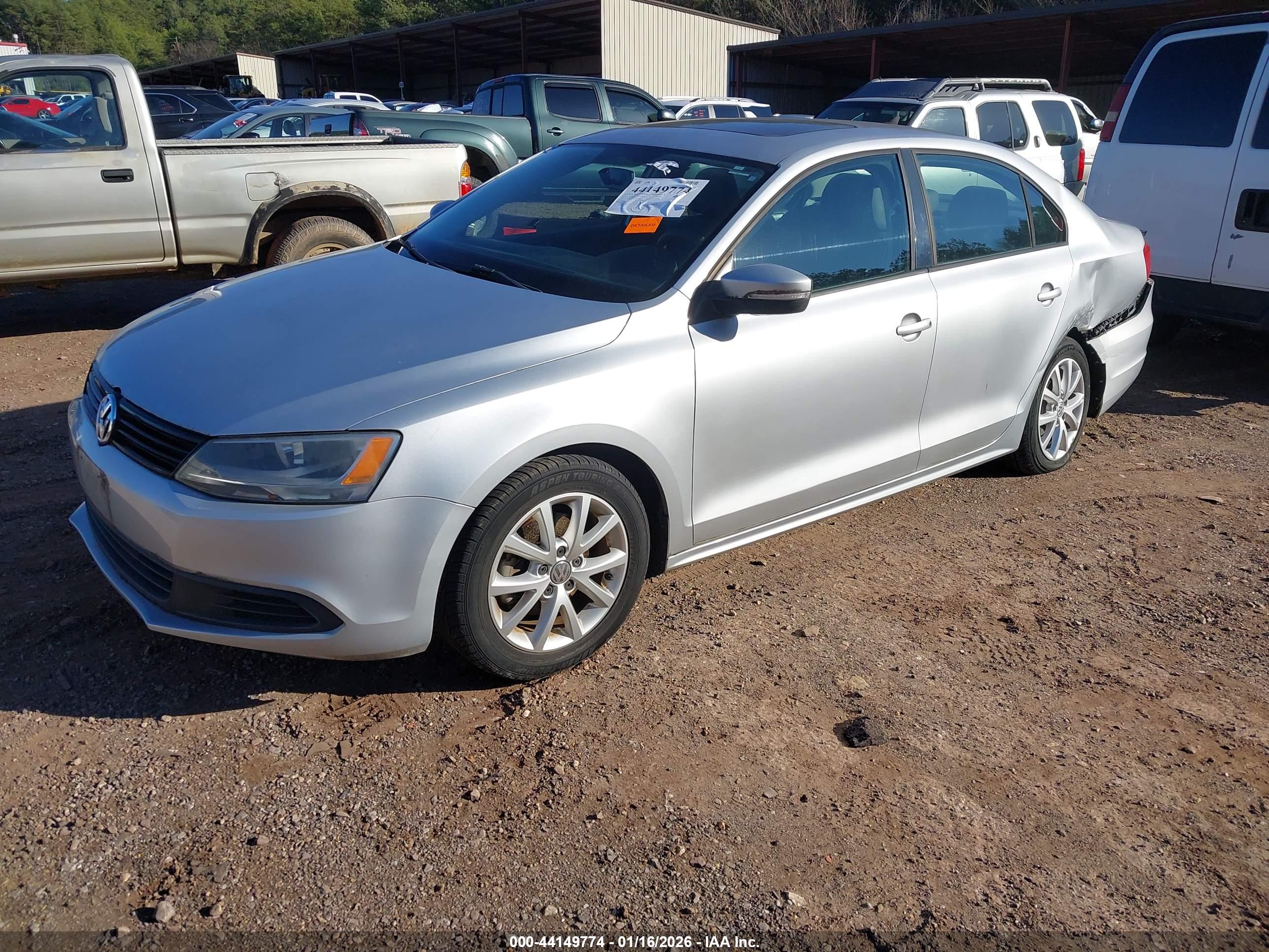 VOLKSWAGEN JETTA image 2