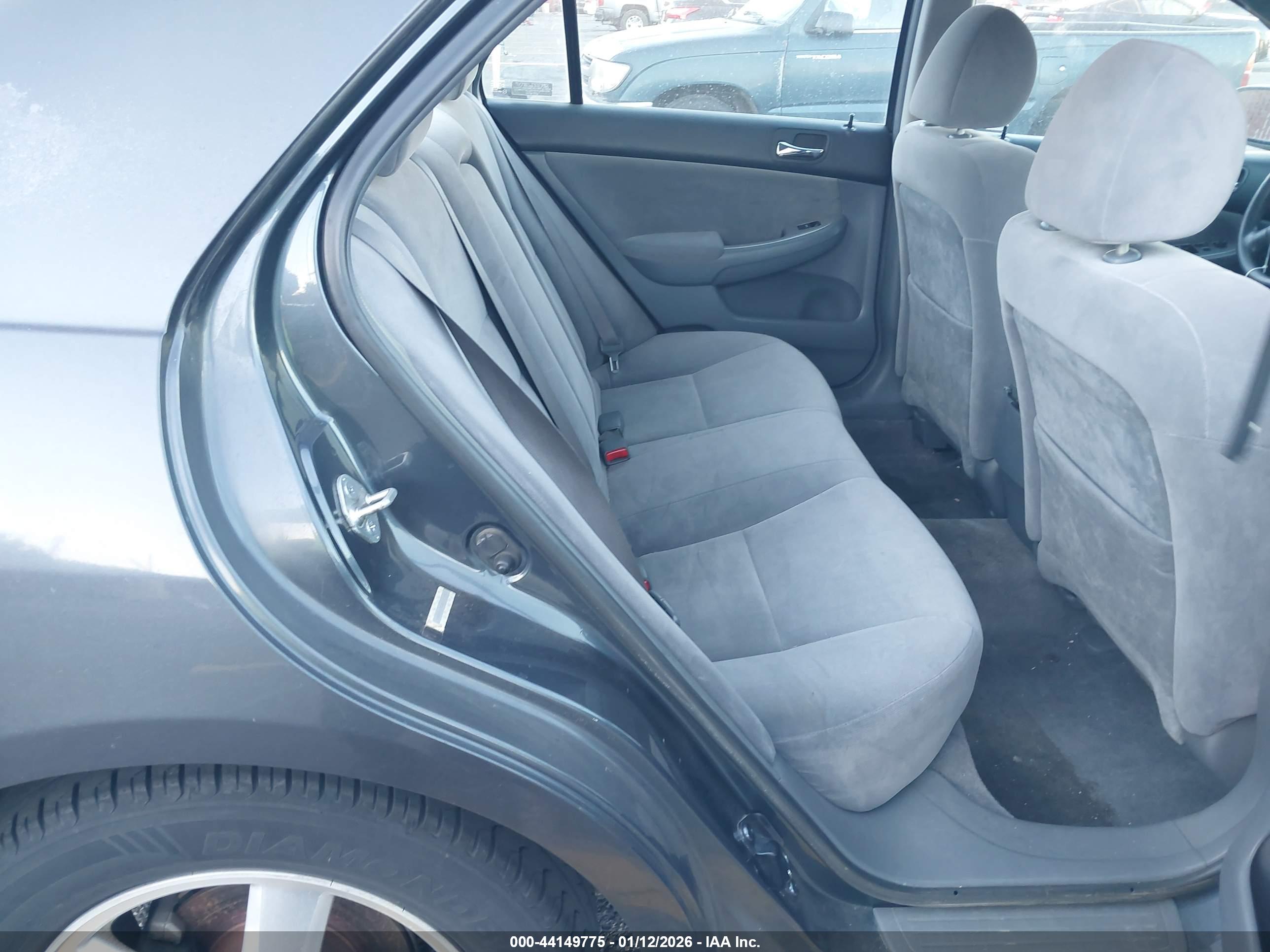 HONDA ACCORD image 8