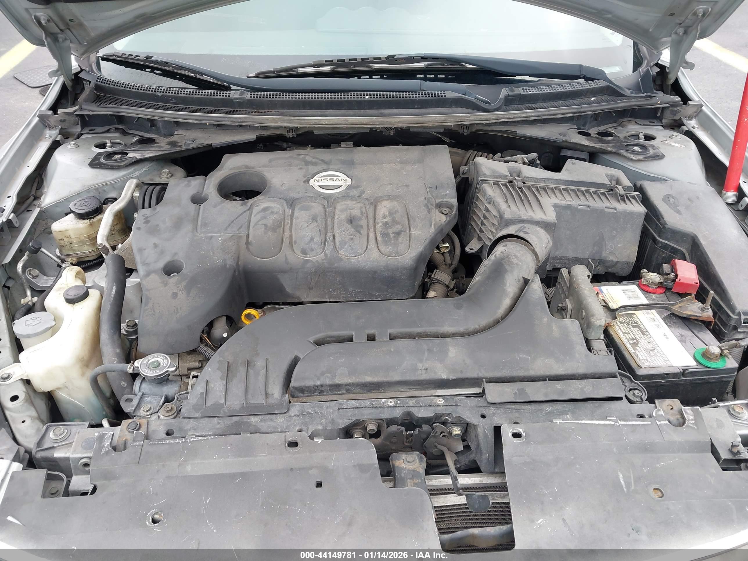 NISSAN ALTIMA image 10