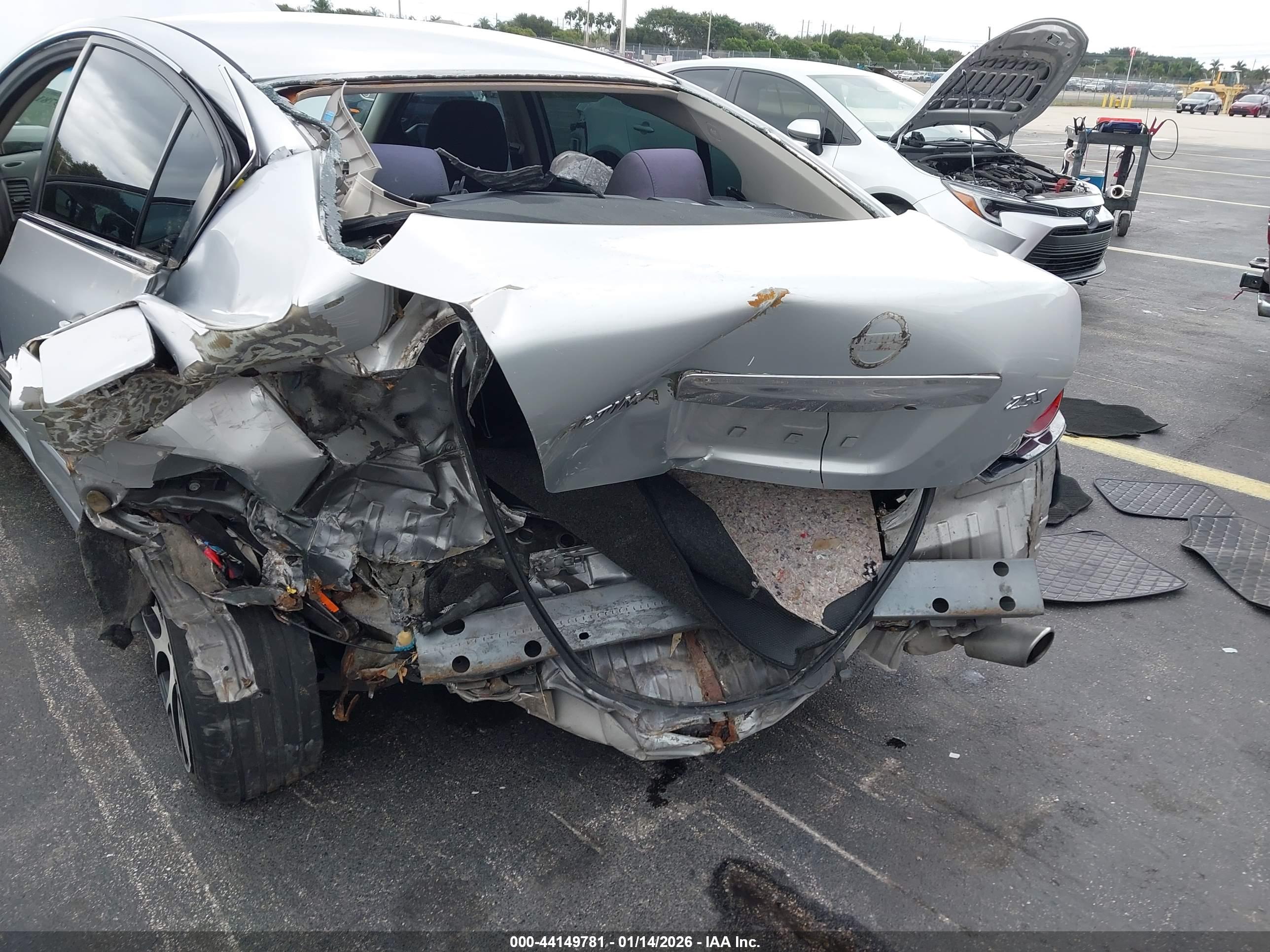 NISSAN ALTIMA image 6