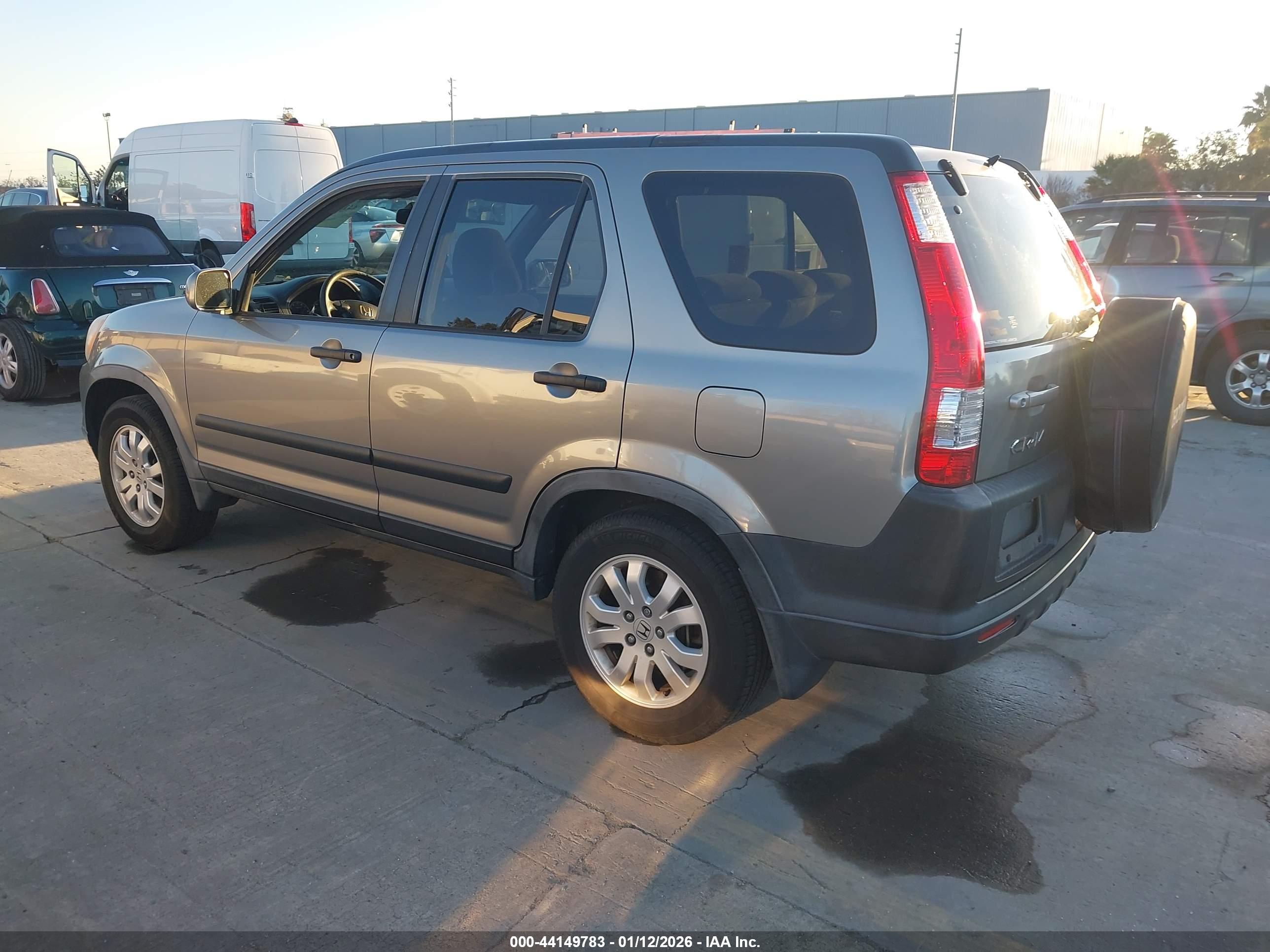 HONDA CR-V image 3