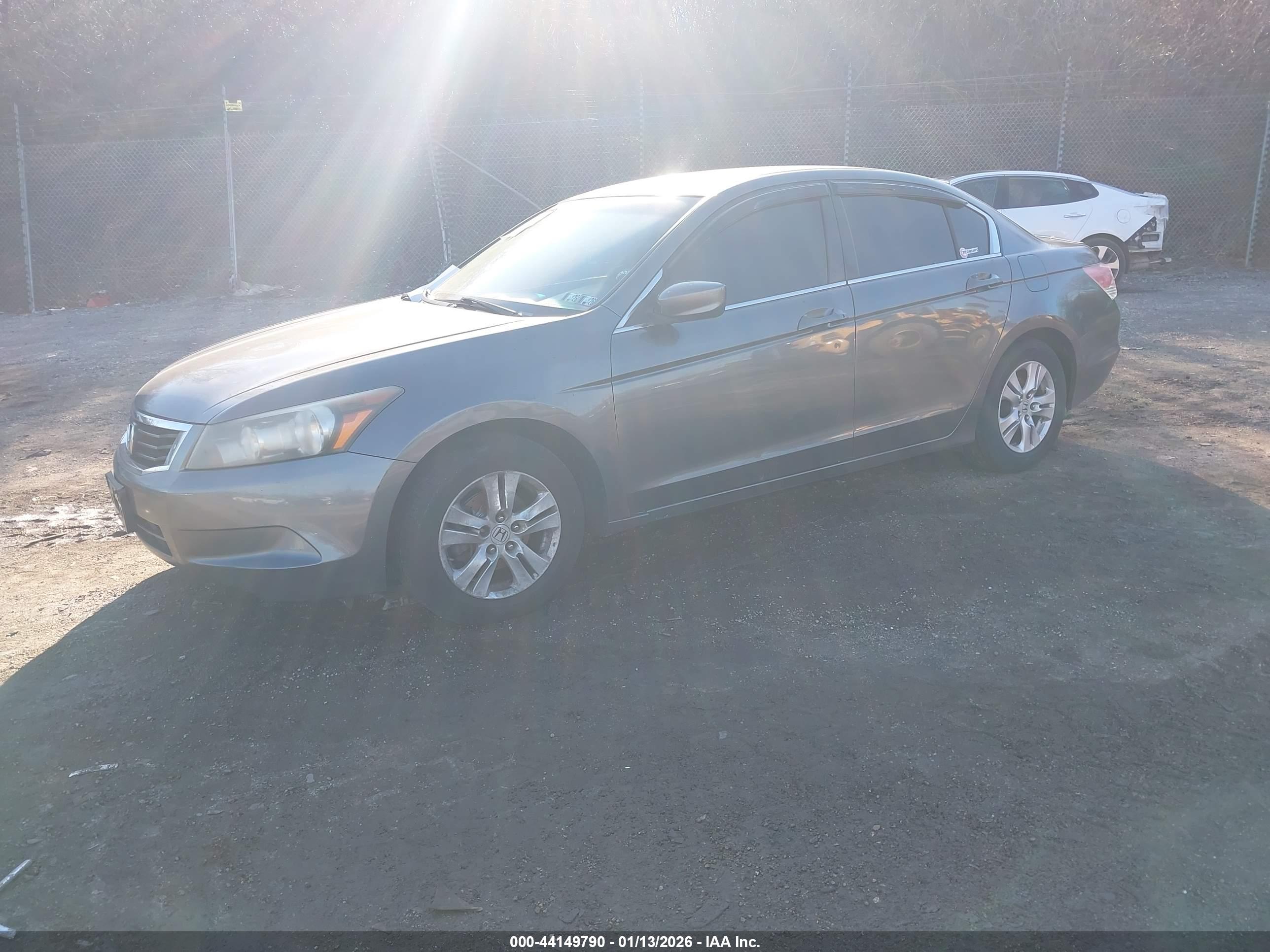 HONDA ACCORD image 2