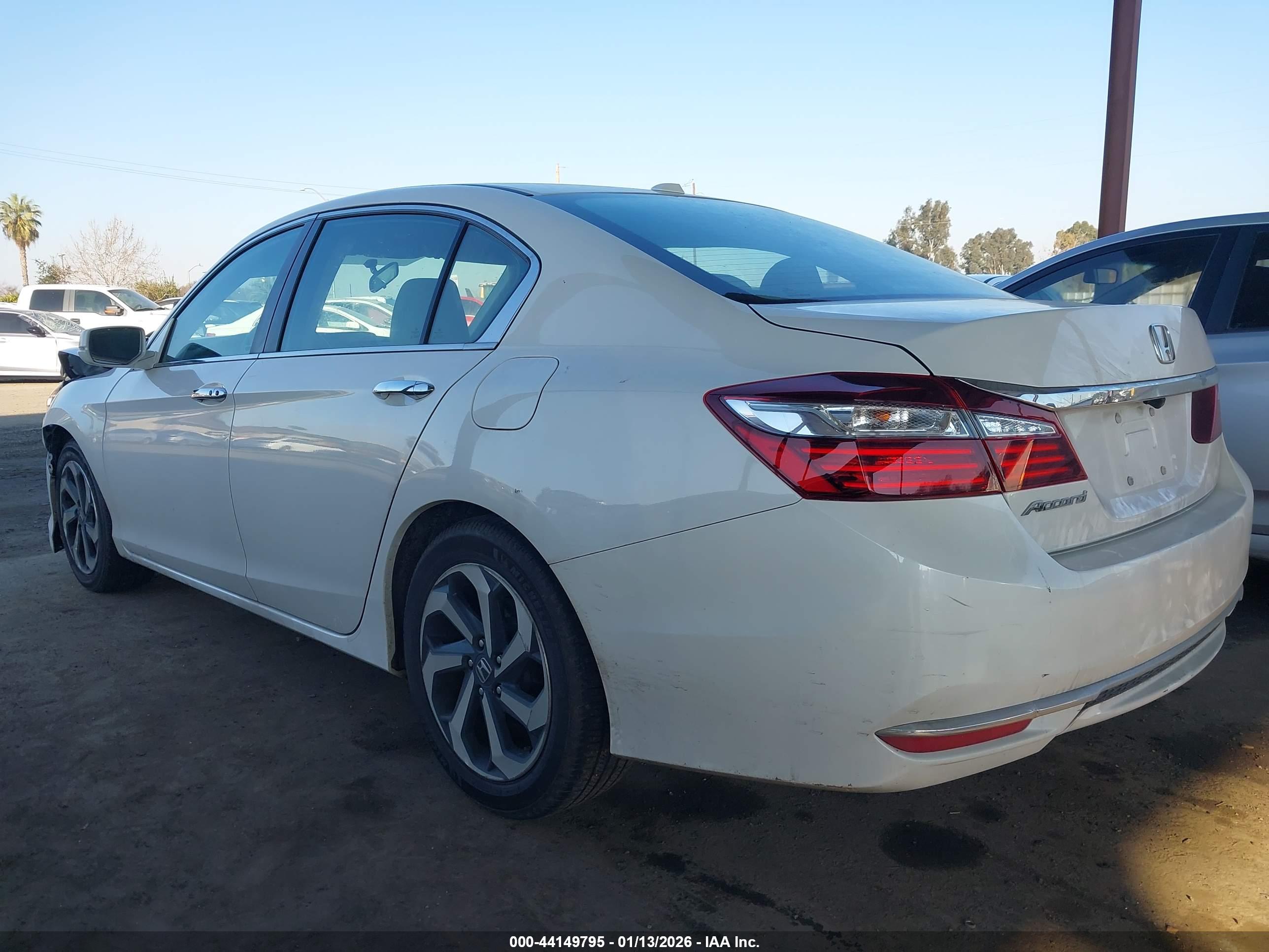 HONDA ACCORD image 3