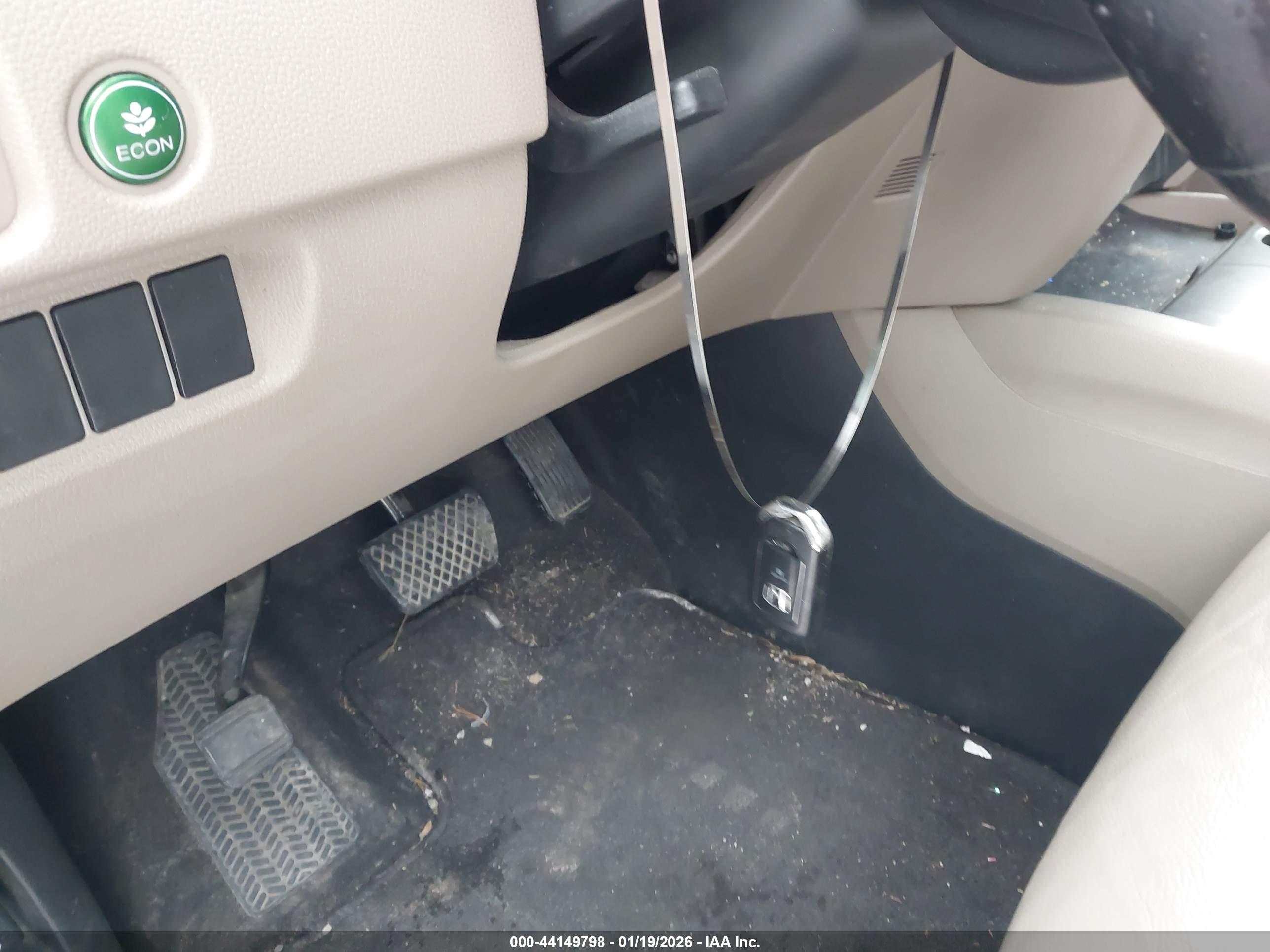 HONDA PILOT image 11