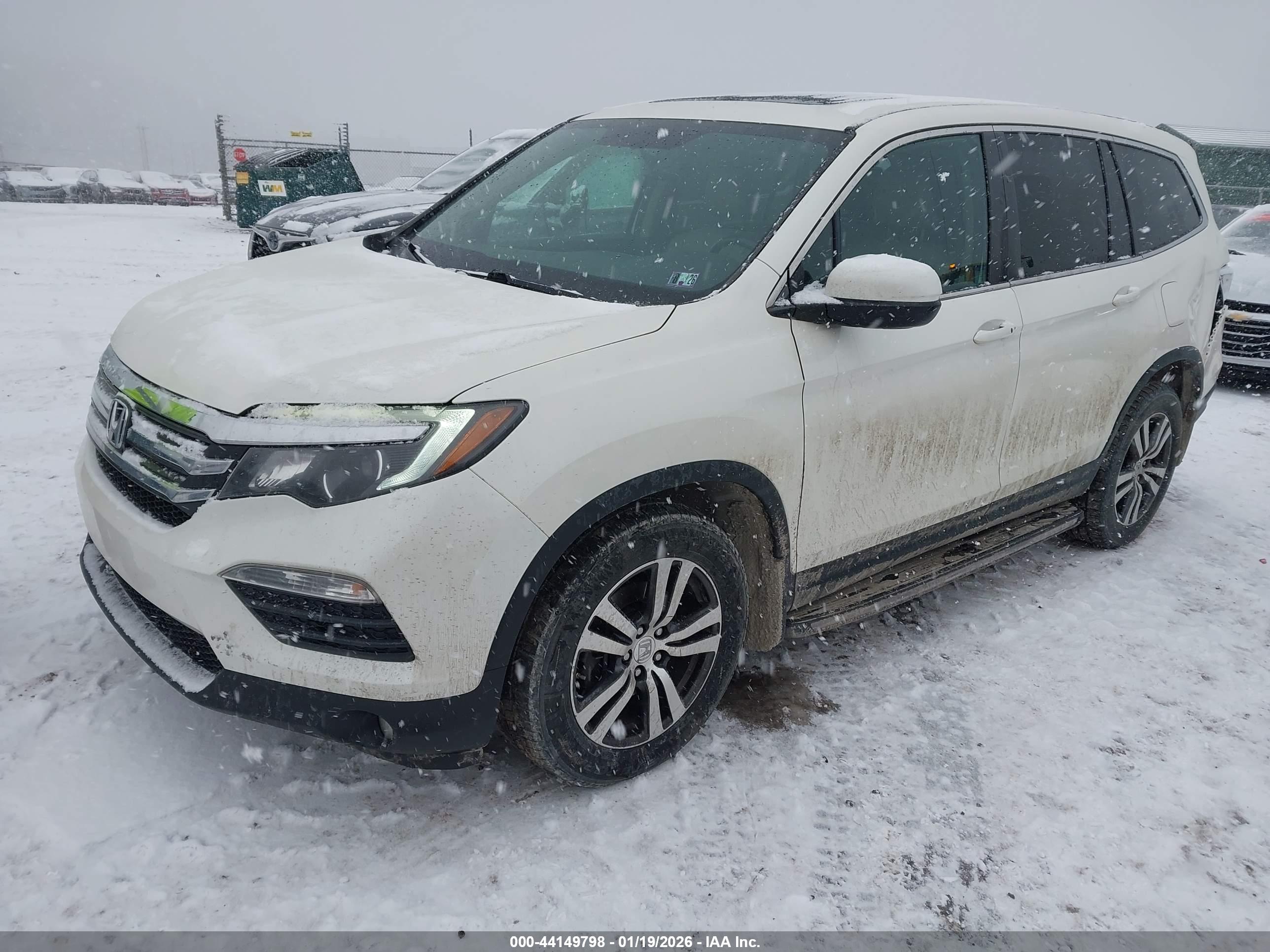 HONDA PILOT image 2