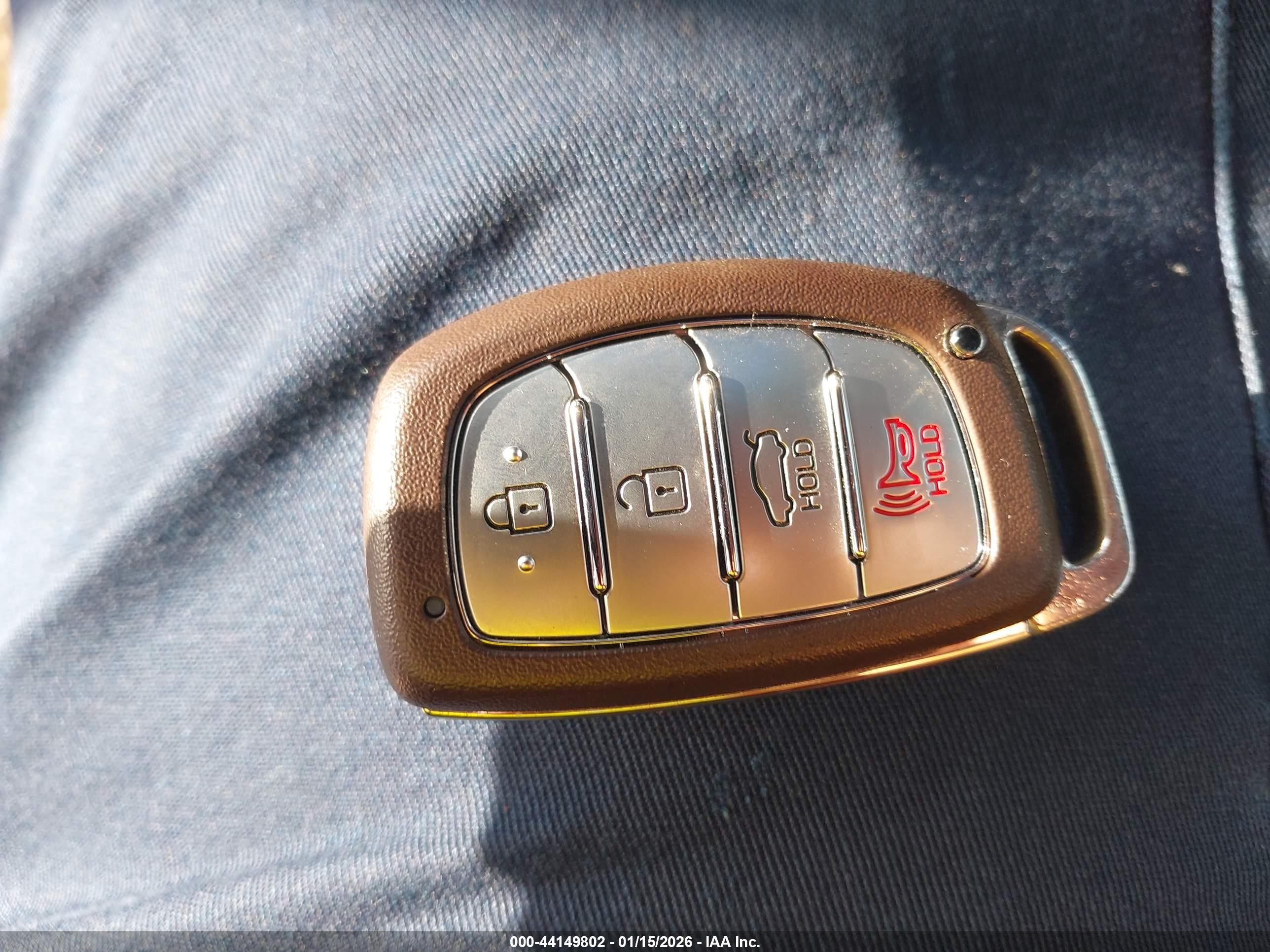 HYUNDAI ELANTRA image 11