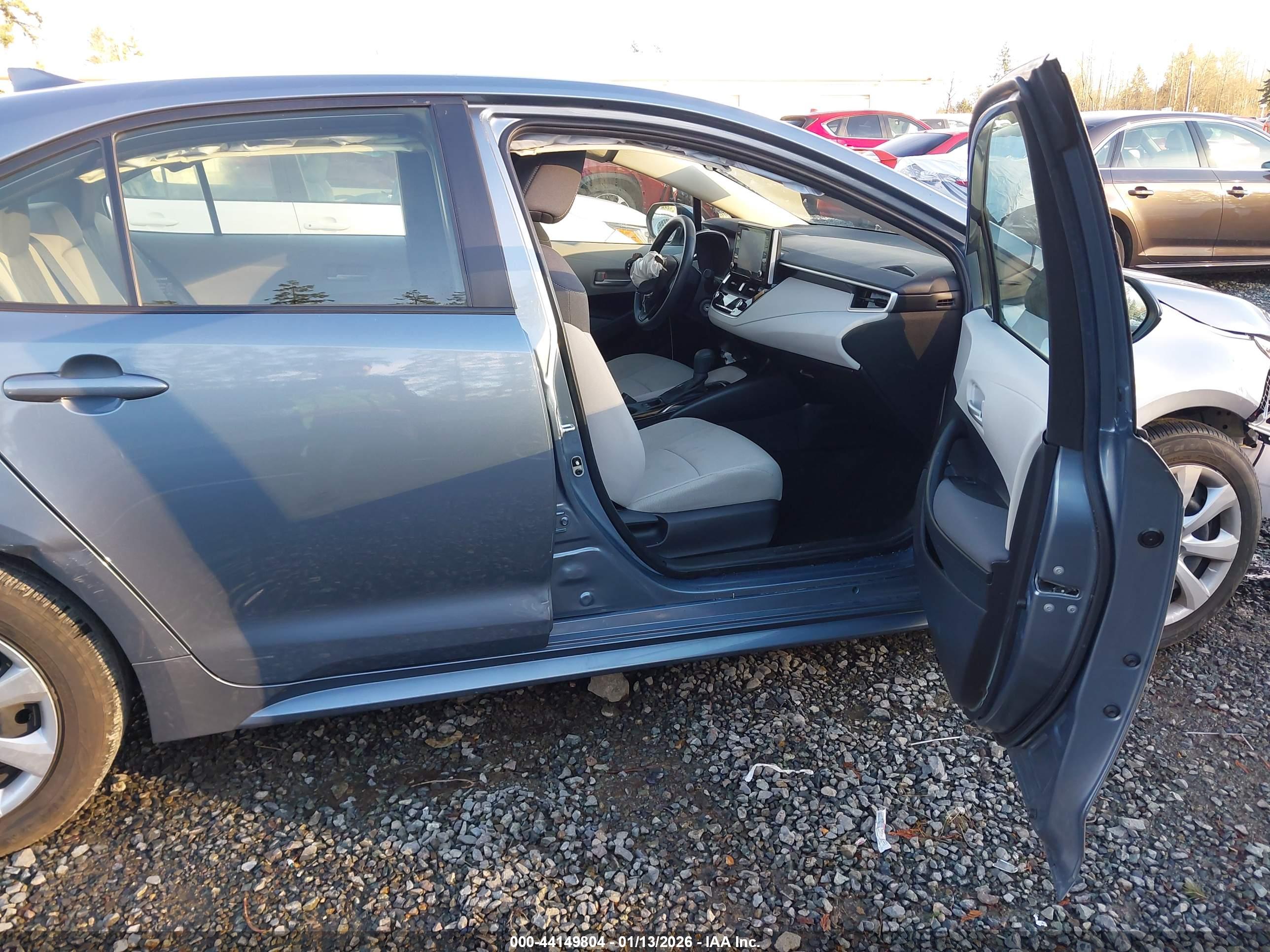 TOYOTA COROLLA image 5