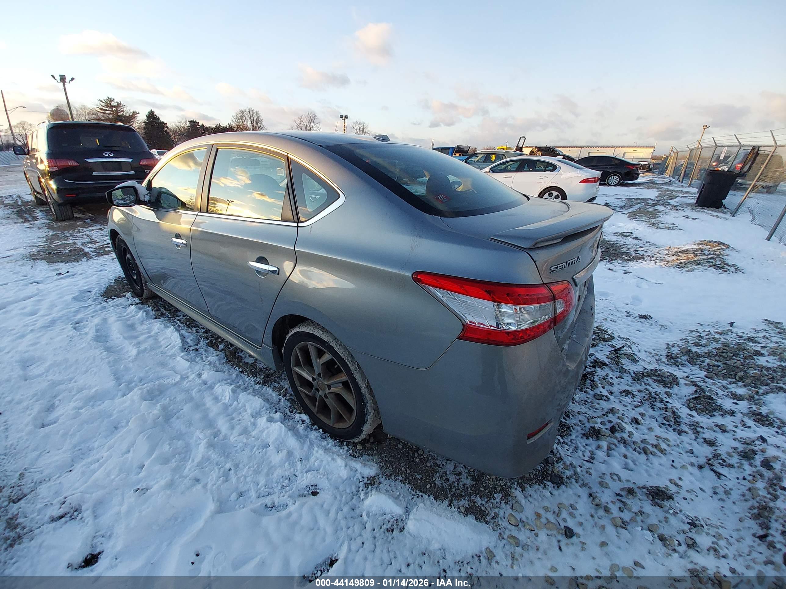 NISSAN SENTRA image 3