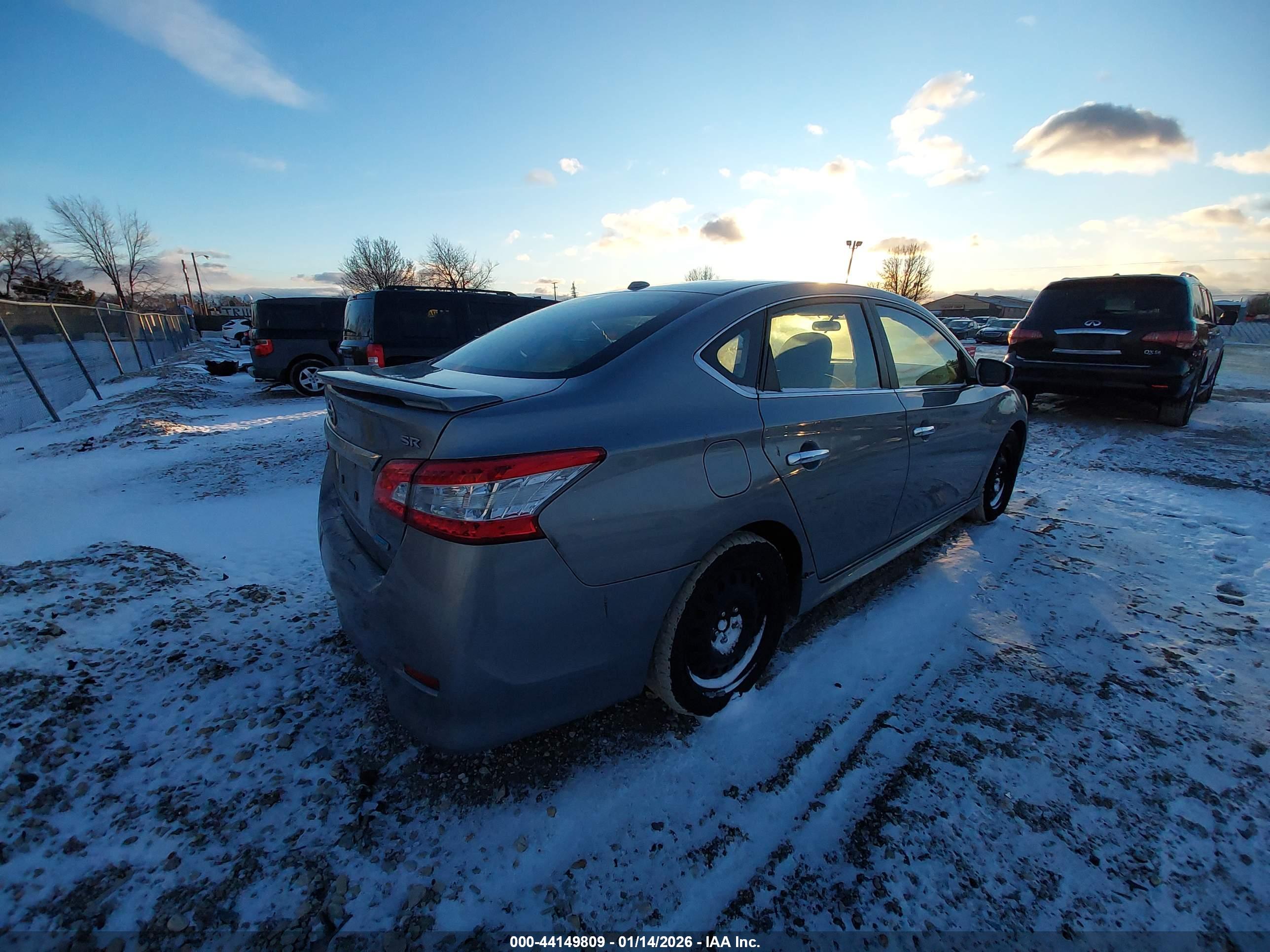 NISSAN SENTRA image 4
