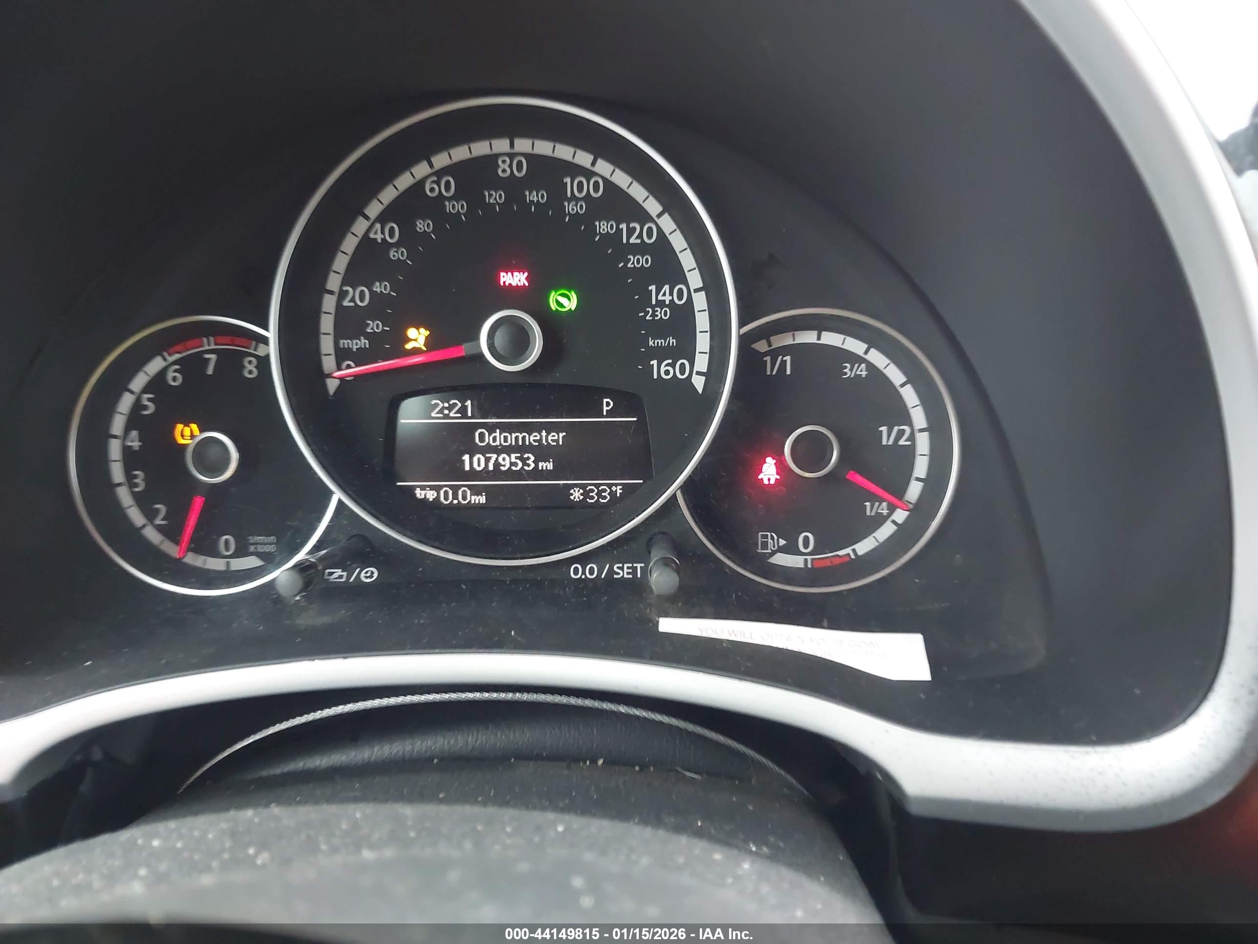 VOLKSWAGEN BEETLE image 7
