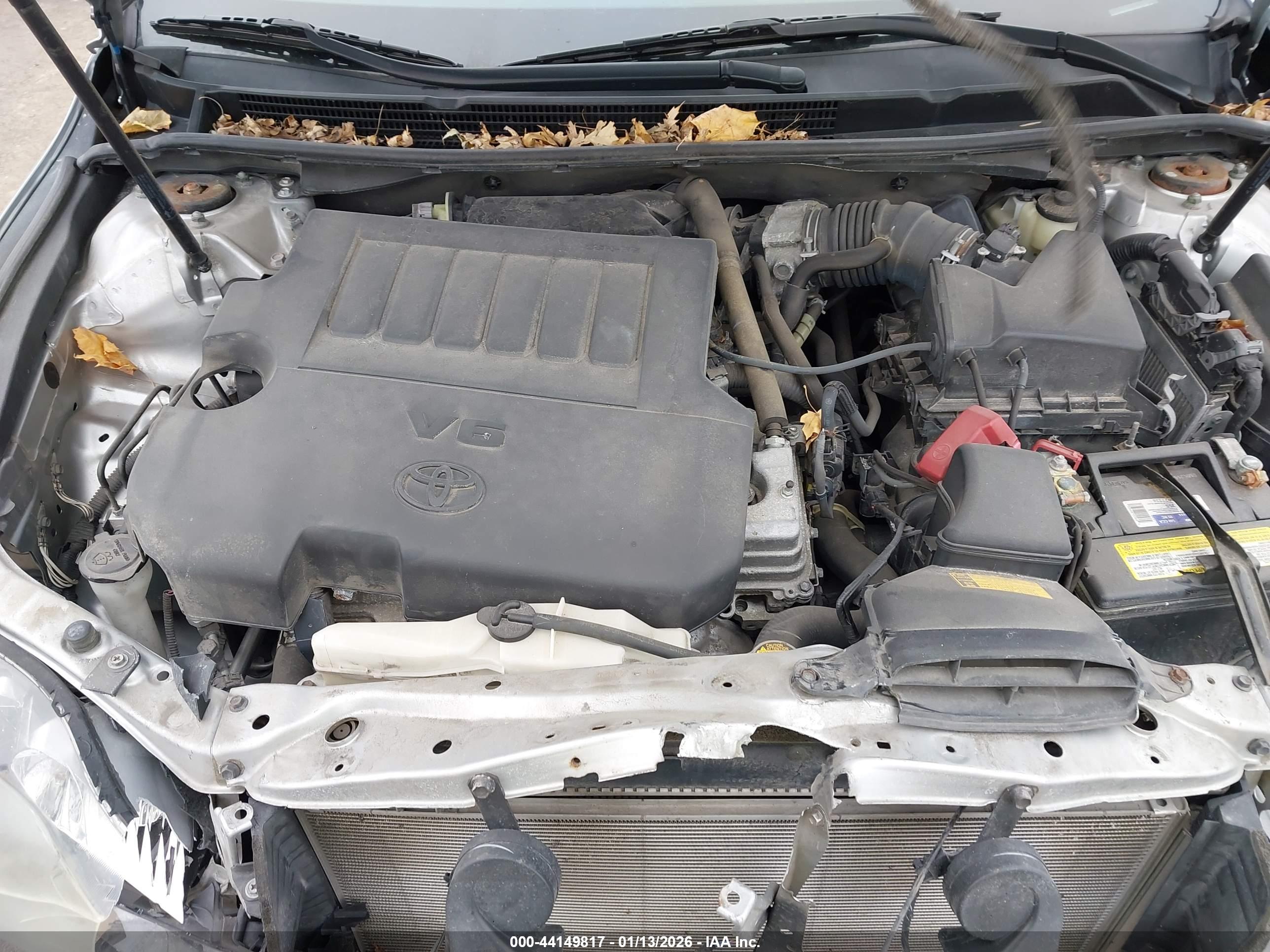 TOYOTA AVALON image 10