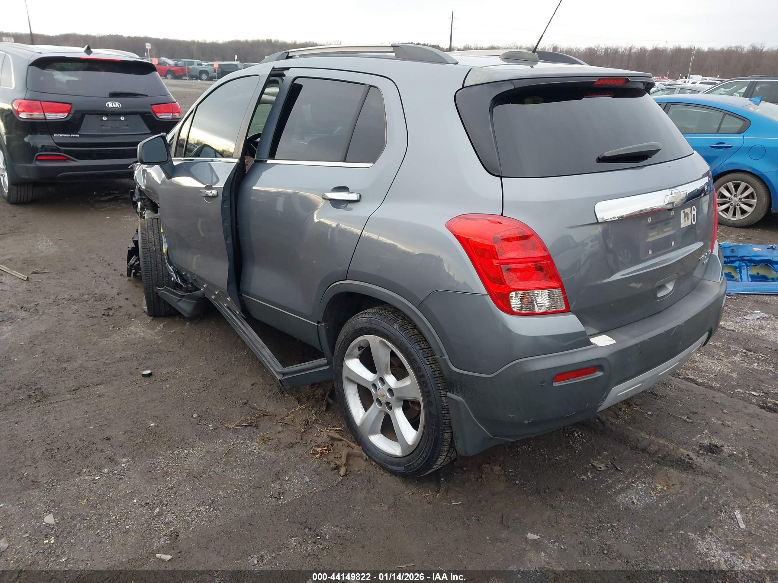 CHEVROLET TRAX image 3