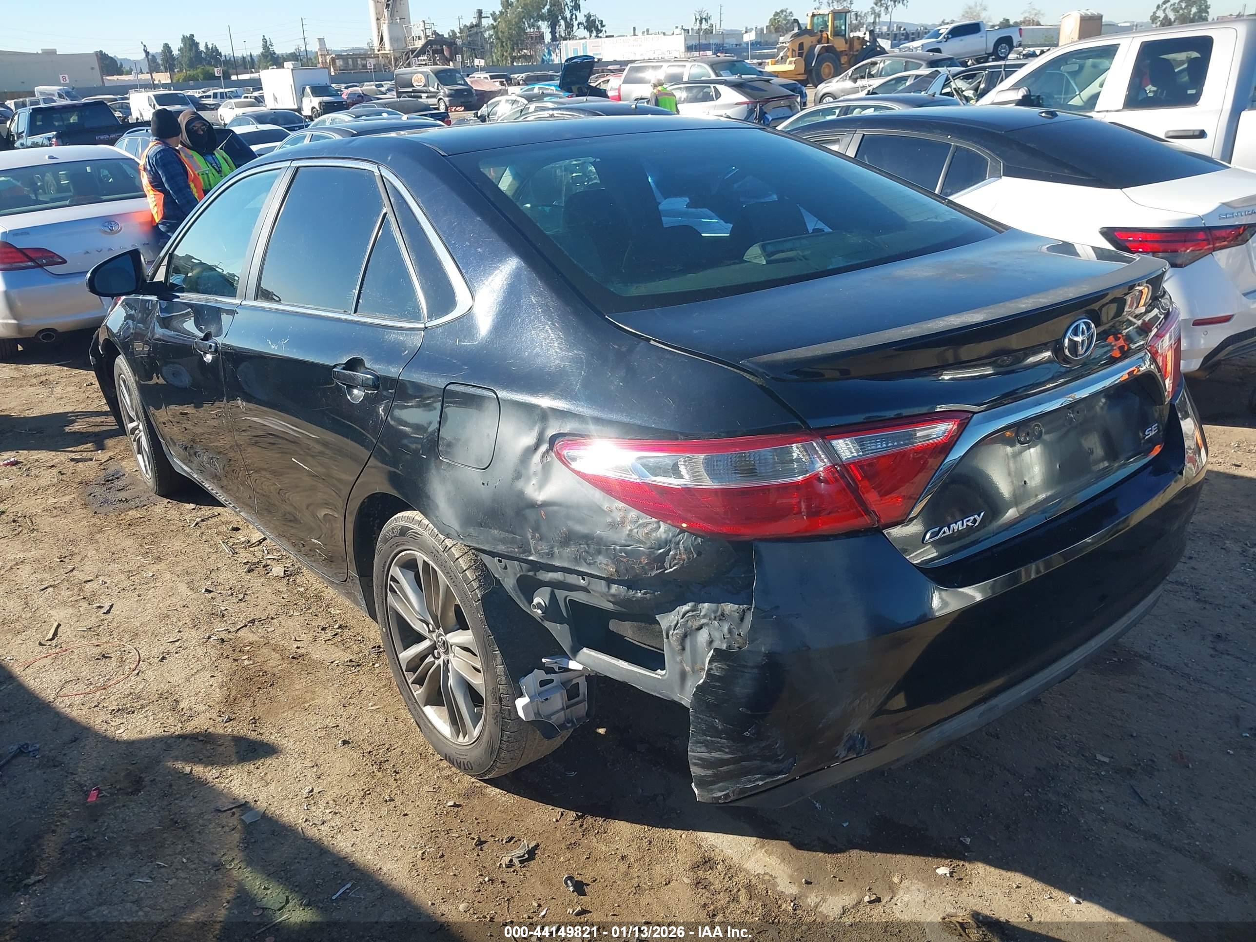 TOYOTA CAMRY image 3