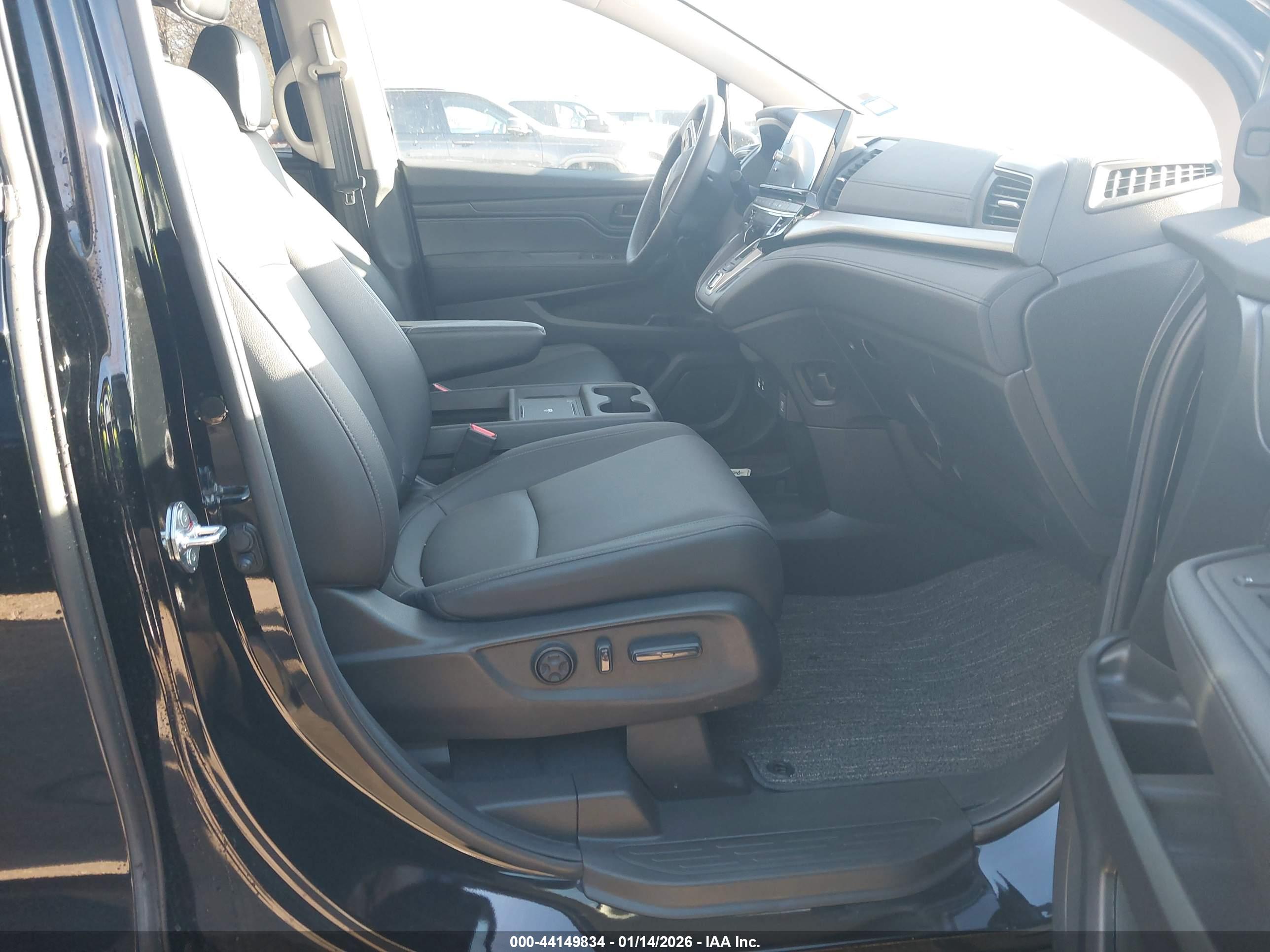 HONDA ODYSSEY image 5