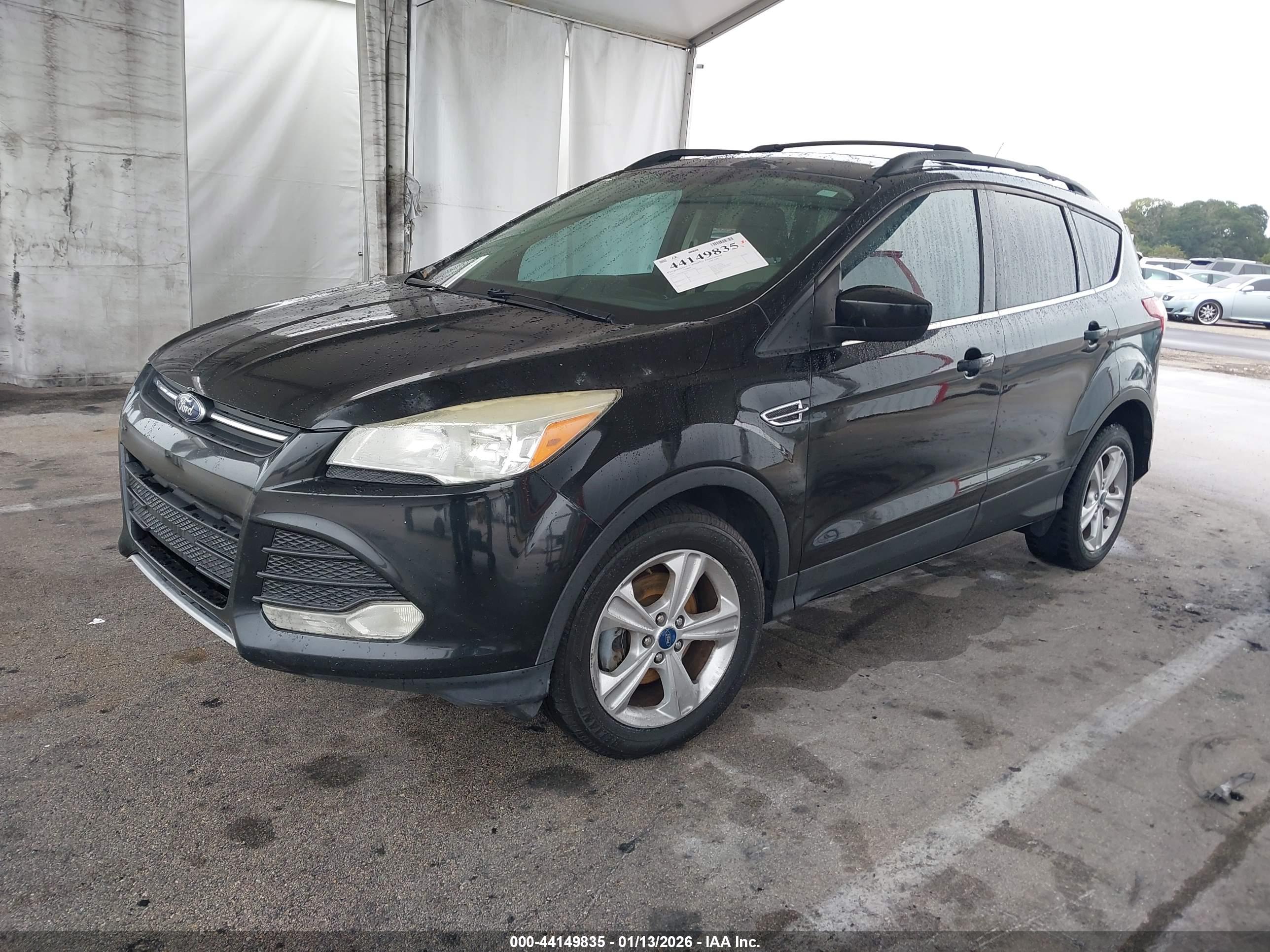 FORD ESCAPE image 2