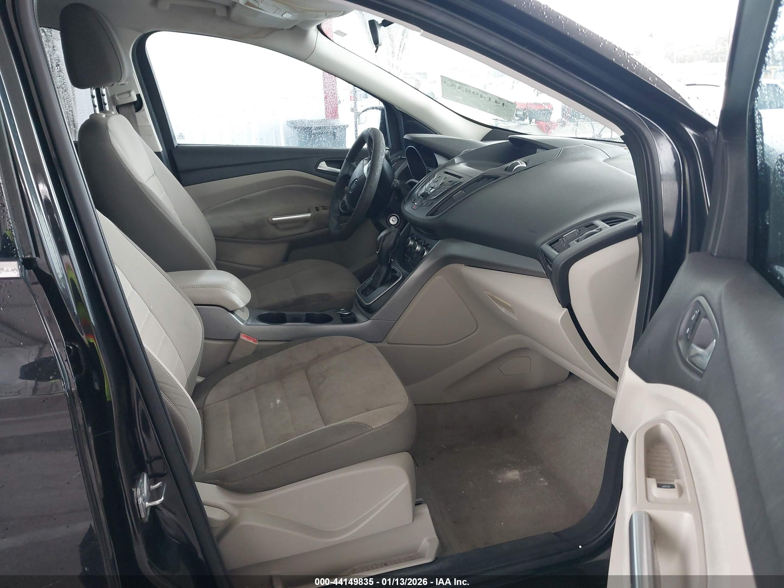 FORD ESCAPE image 5