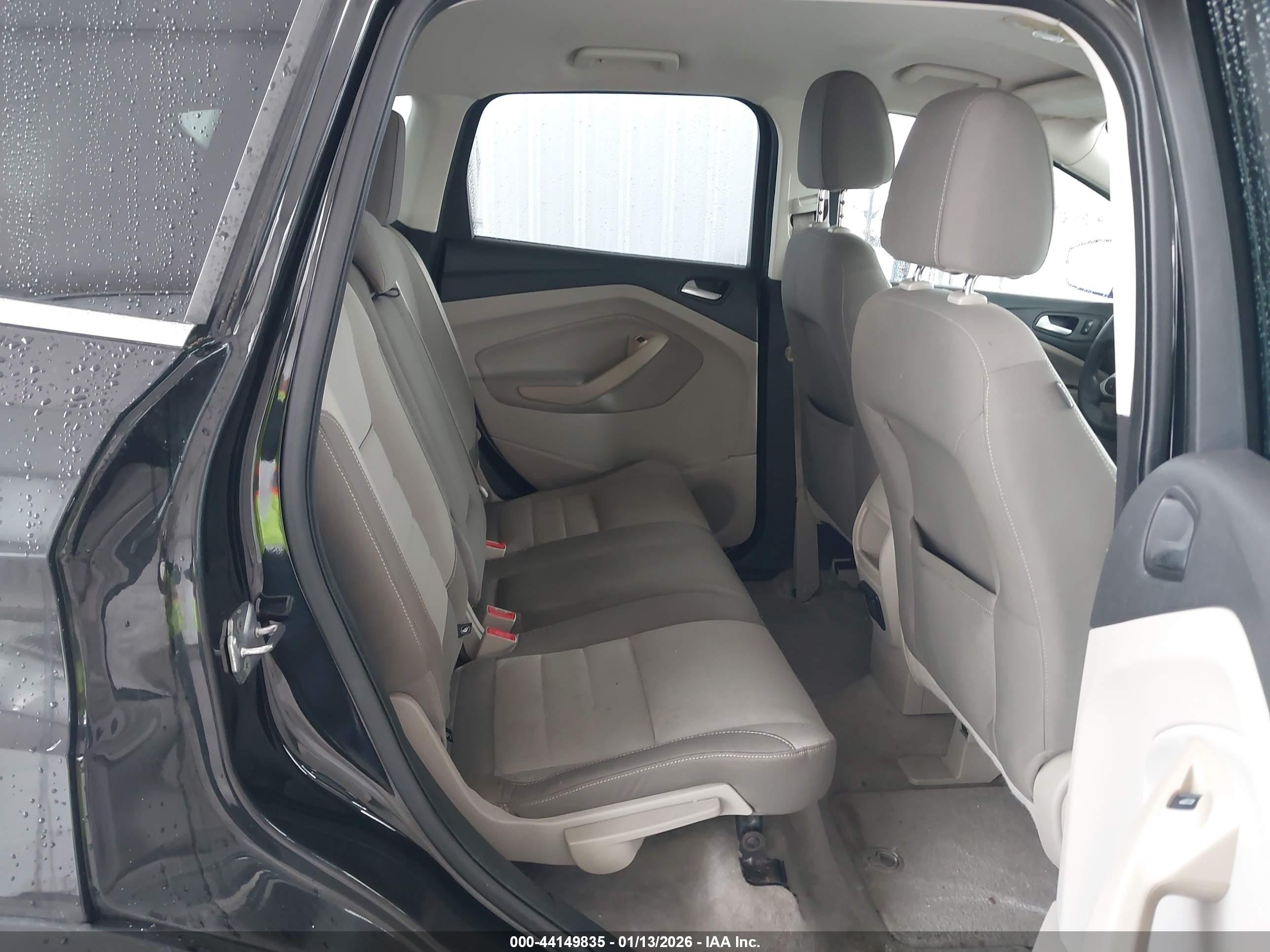 FORD ESCAPE image 8