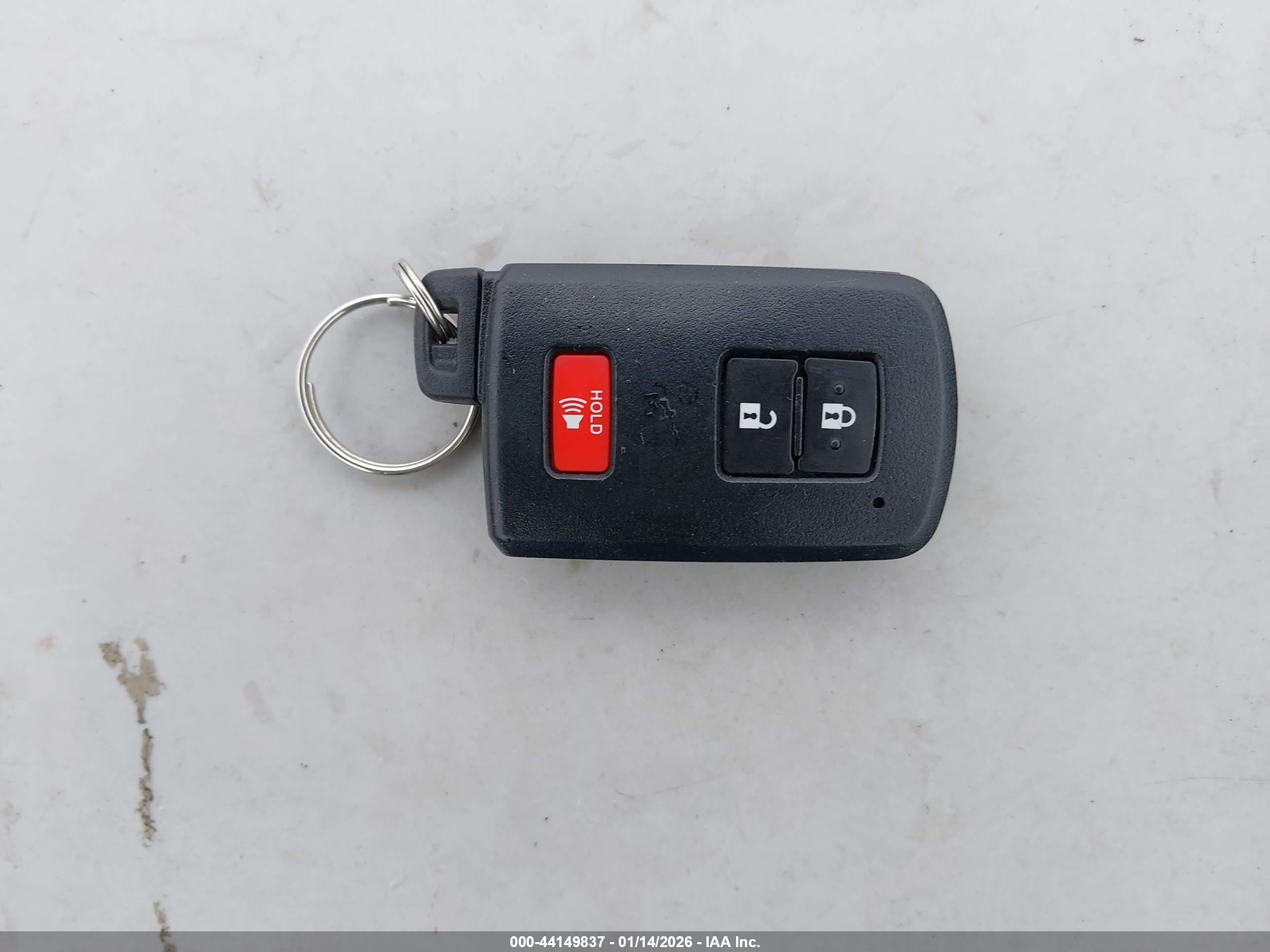 TOYOTA PRIUS image 11