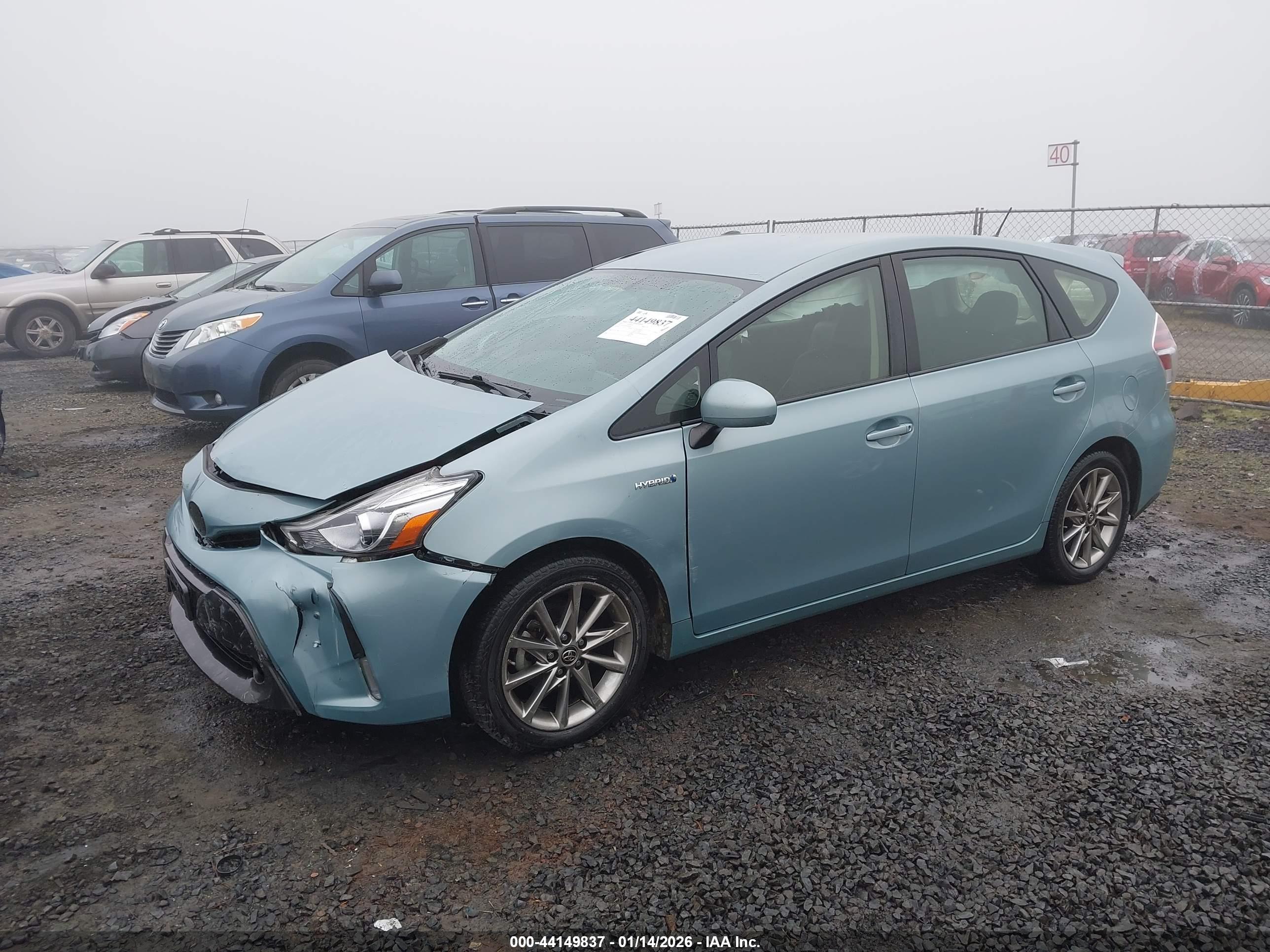 TOYOTA PRIUS image 2