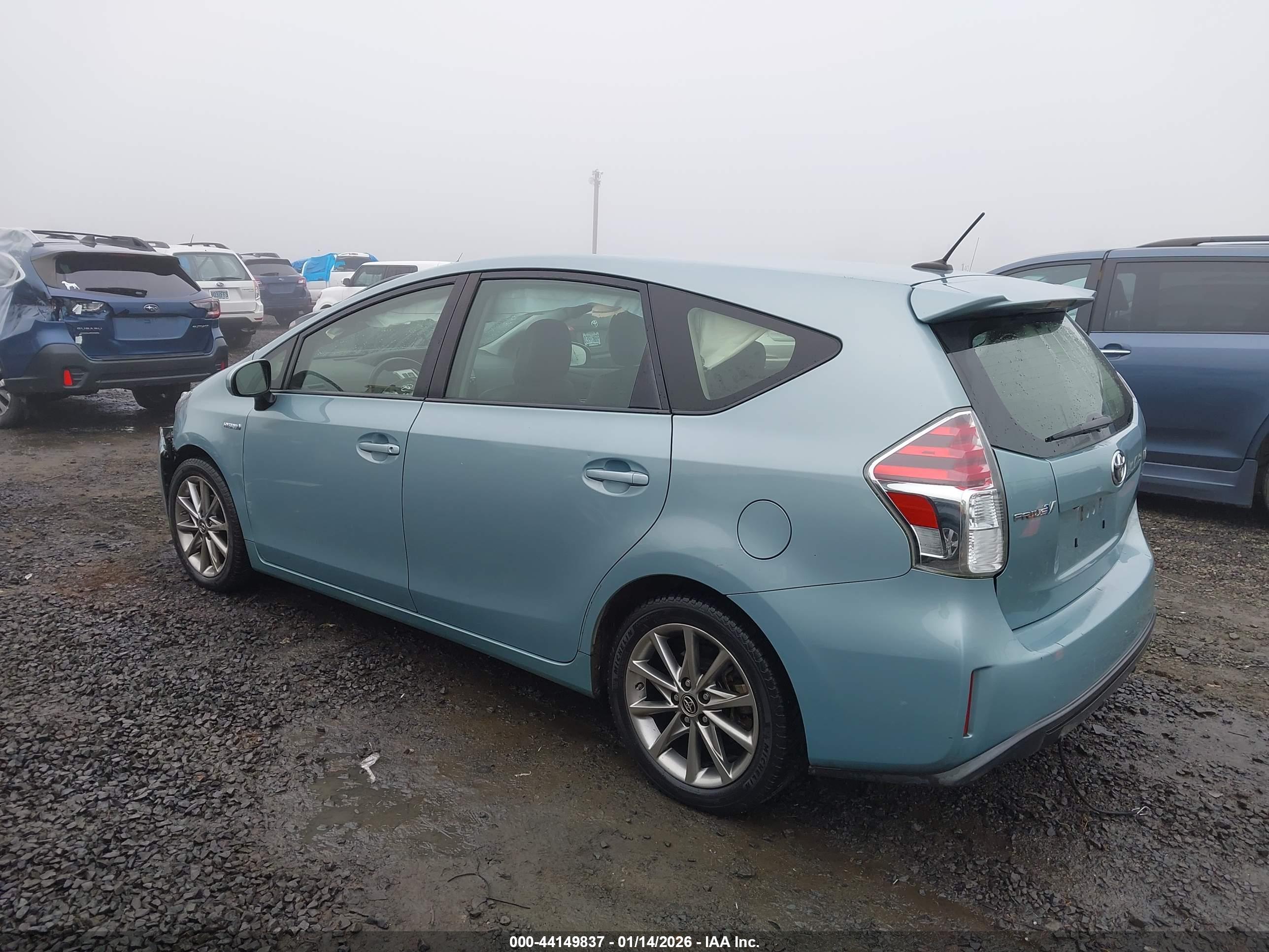 TOYOTA PRIUS image 3
