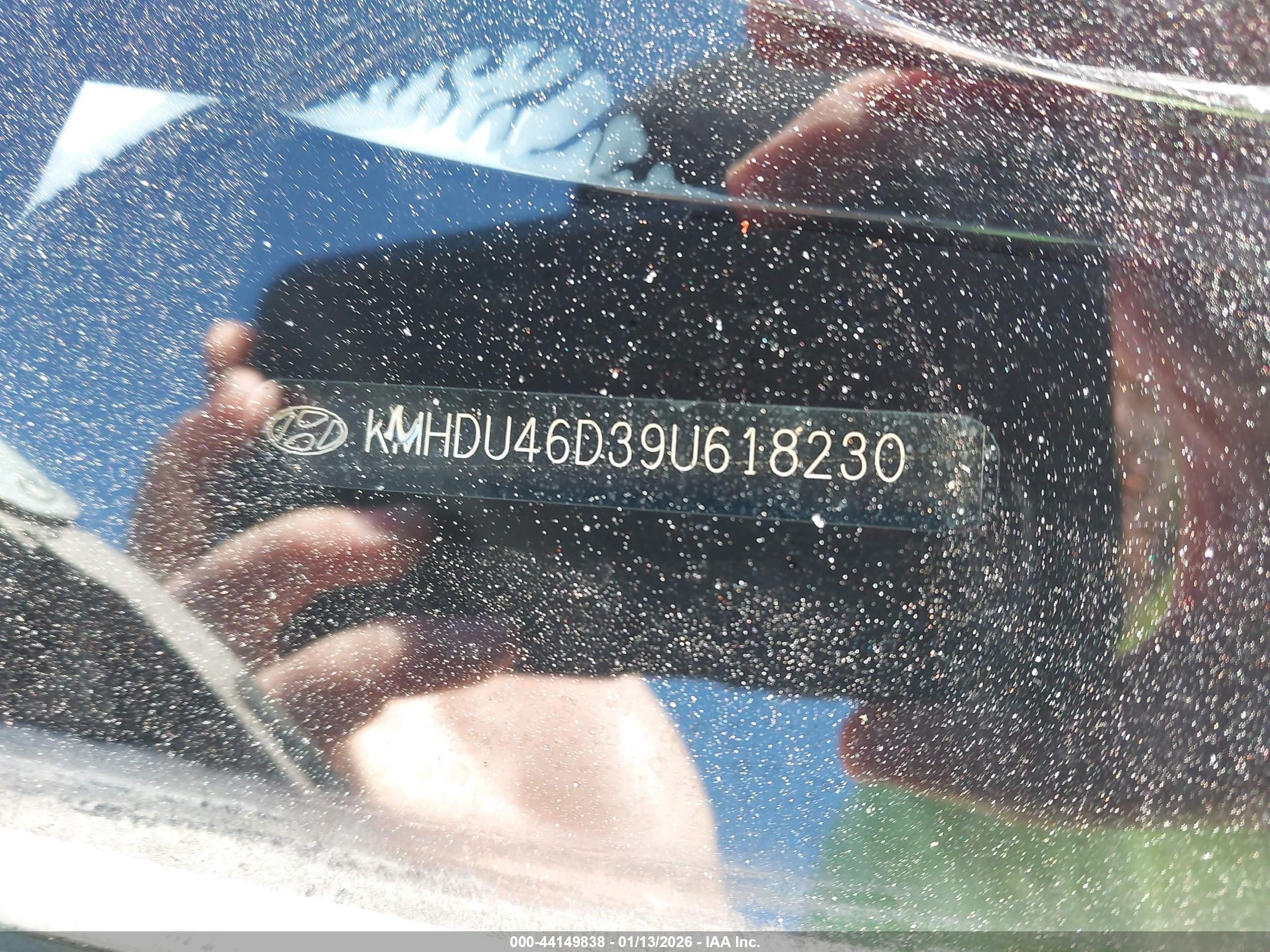 HYUNDAI ELANTRA image 9