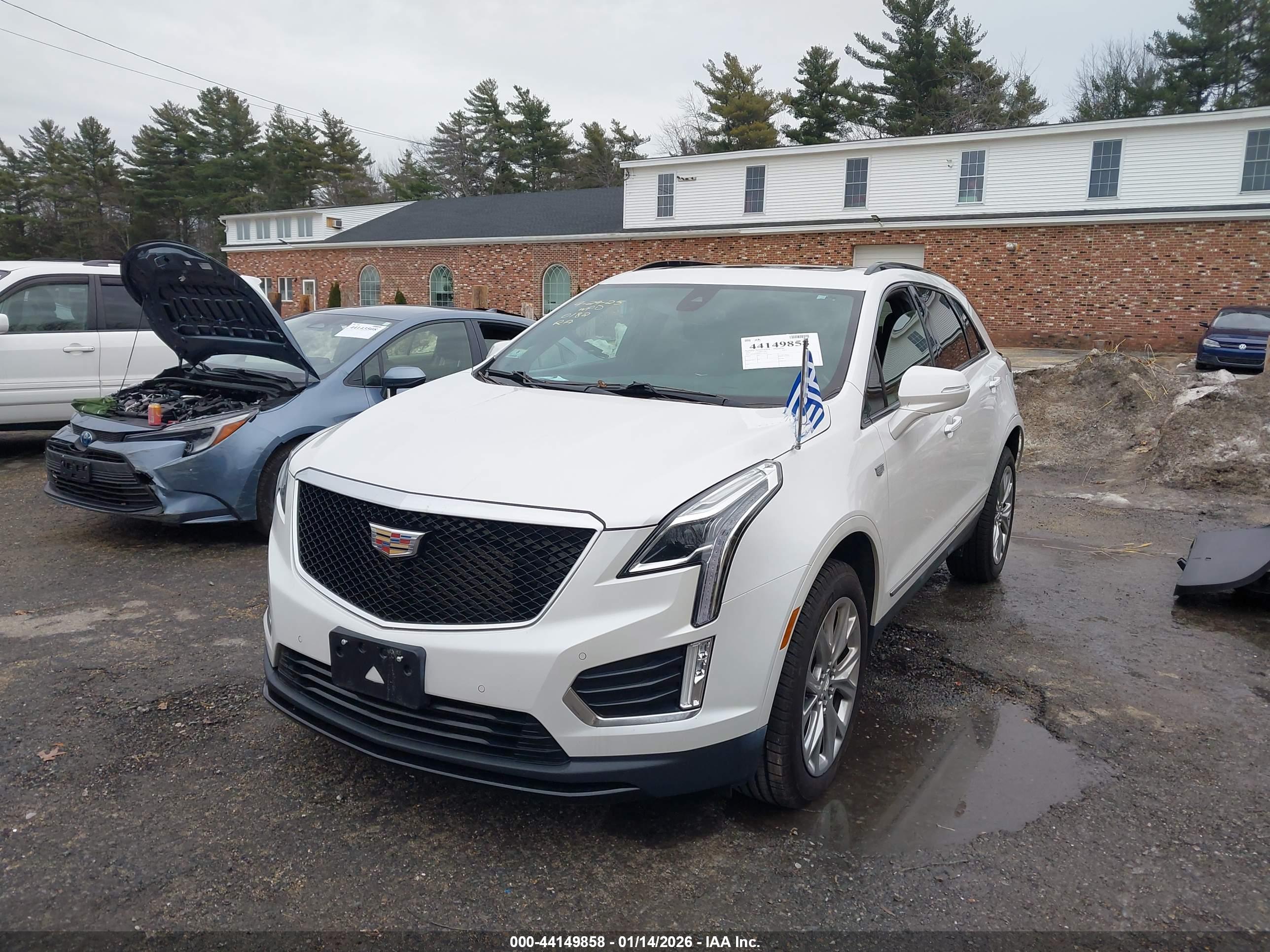 CADILLAC XT5 image 2