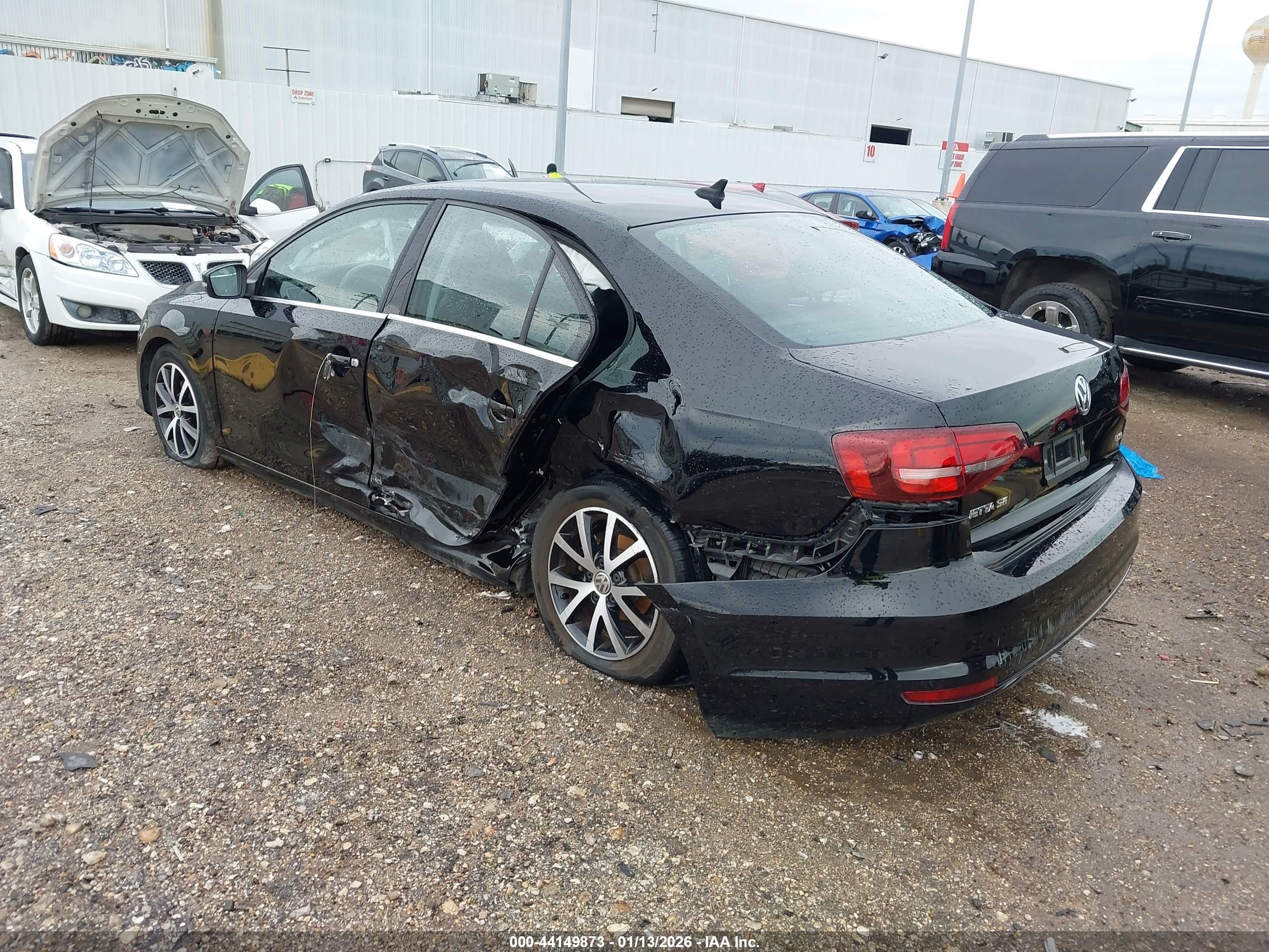 VOLKSWAGEN JETTA image 3