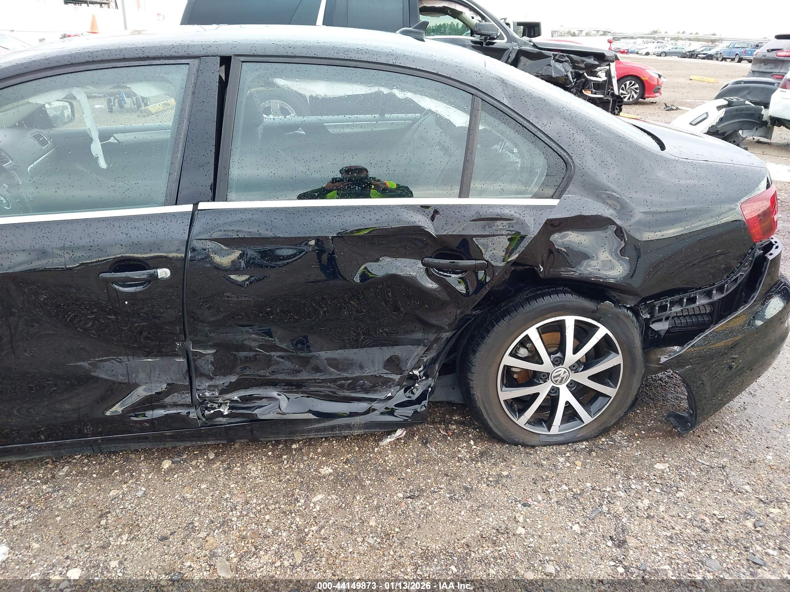 VOLKSWAGEN JETTA image 6