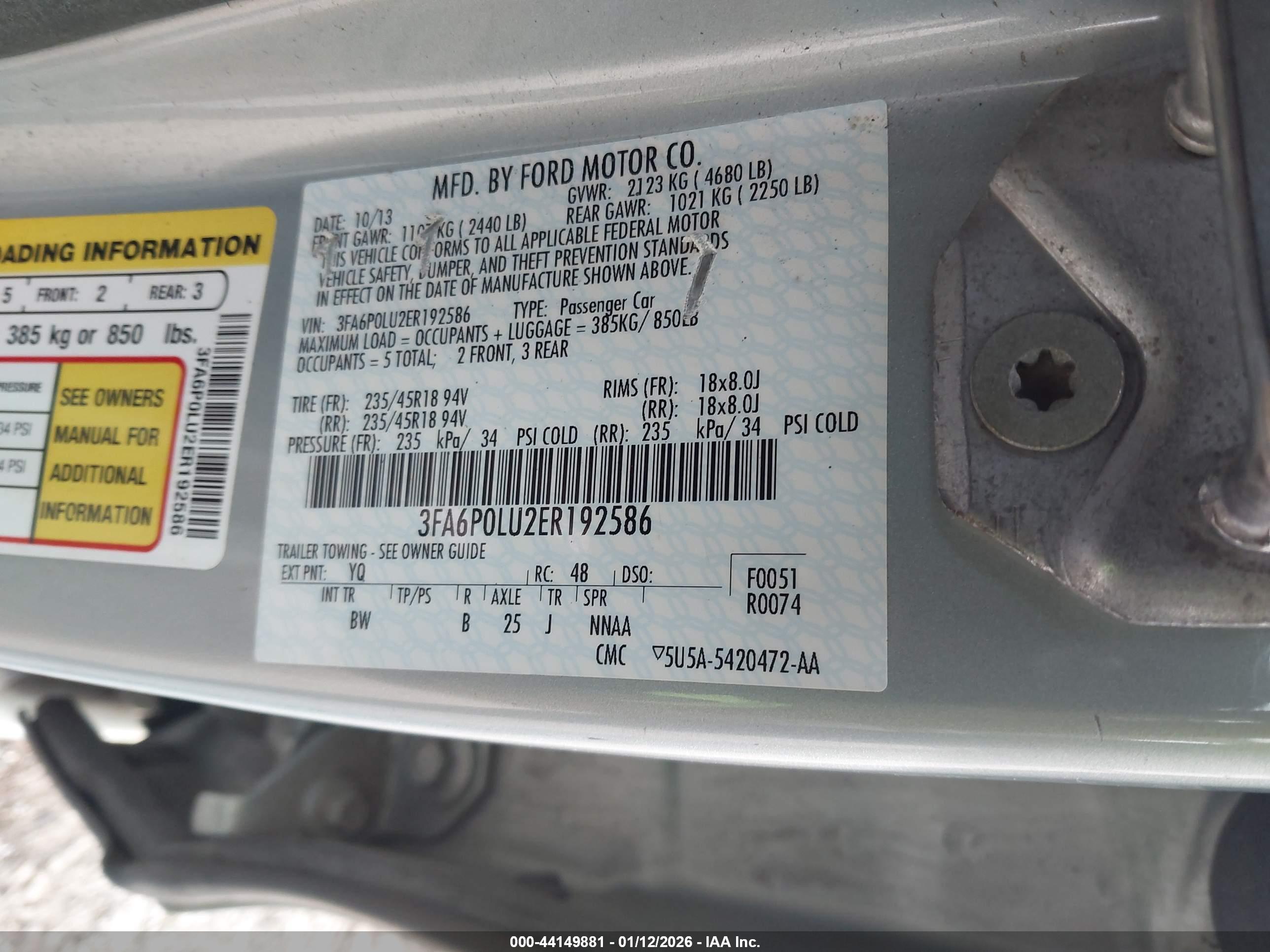 FORD FUSION image 9
