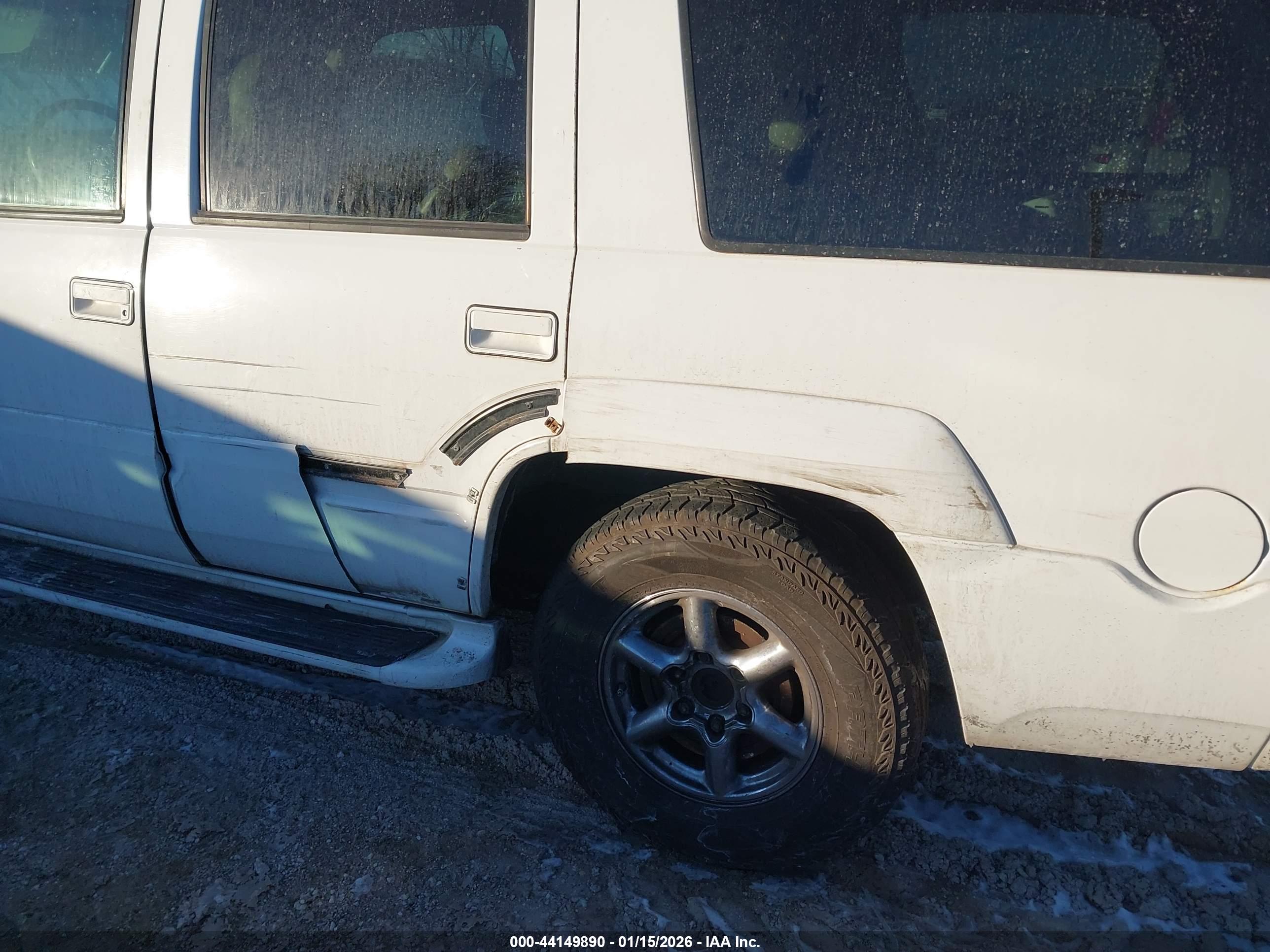 CADILLAC ESCALADE image 6