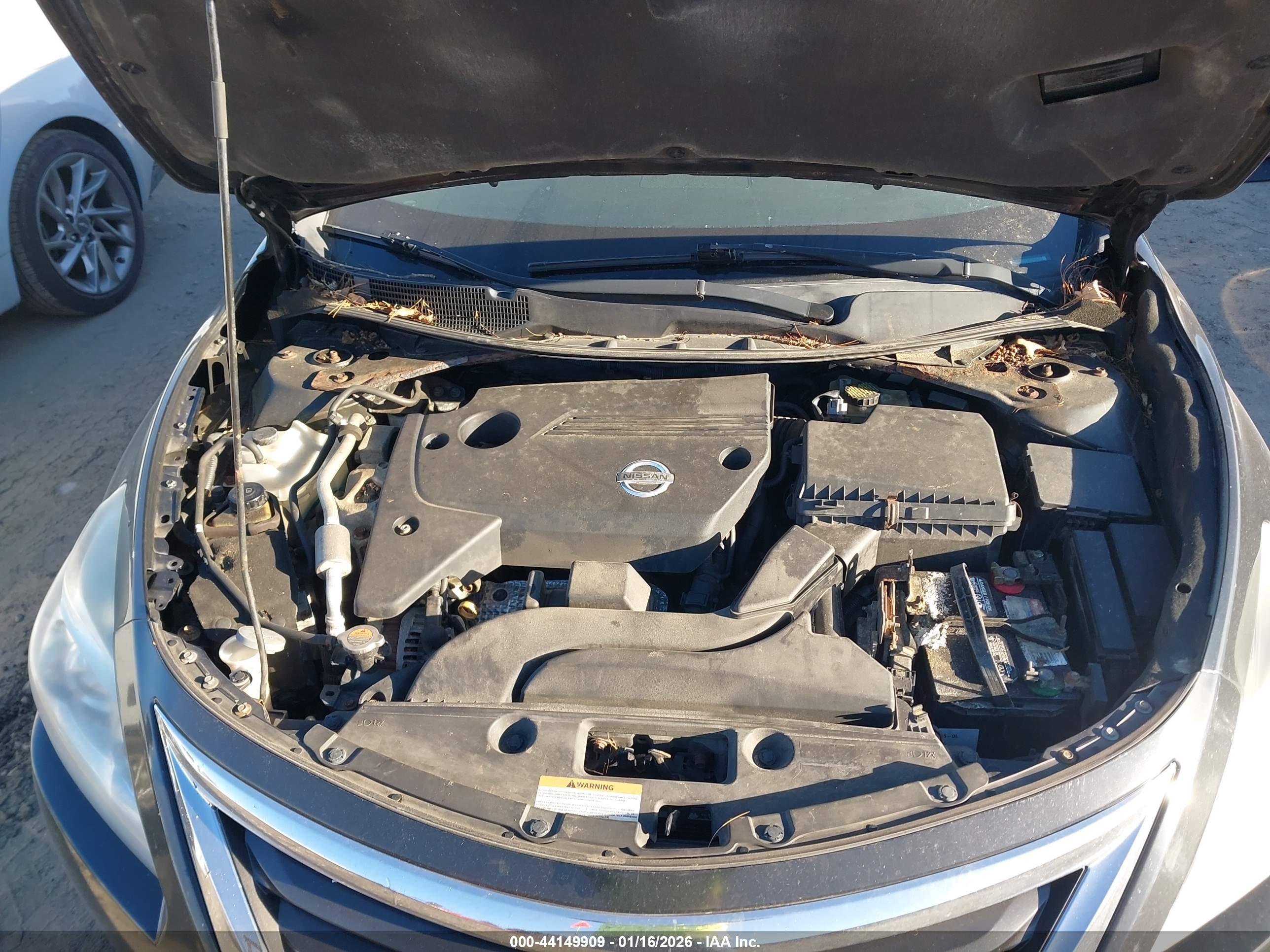 NISSAN ALTIMA image 10