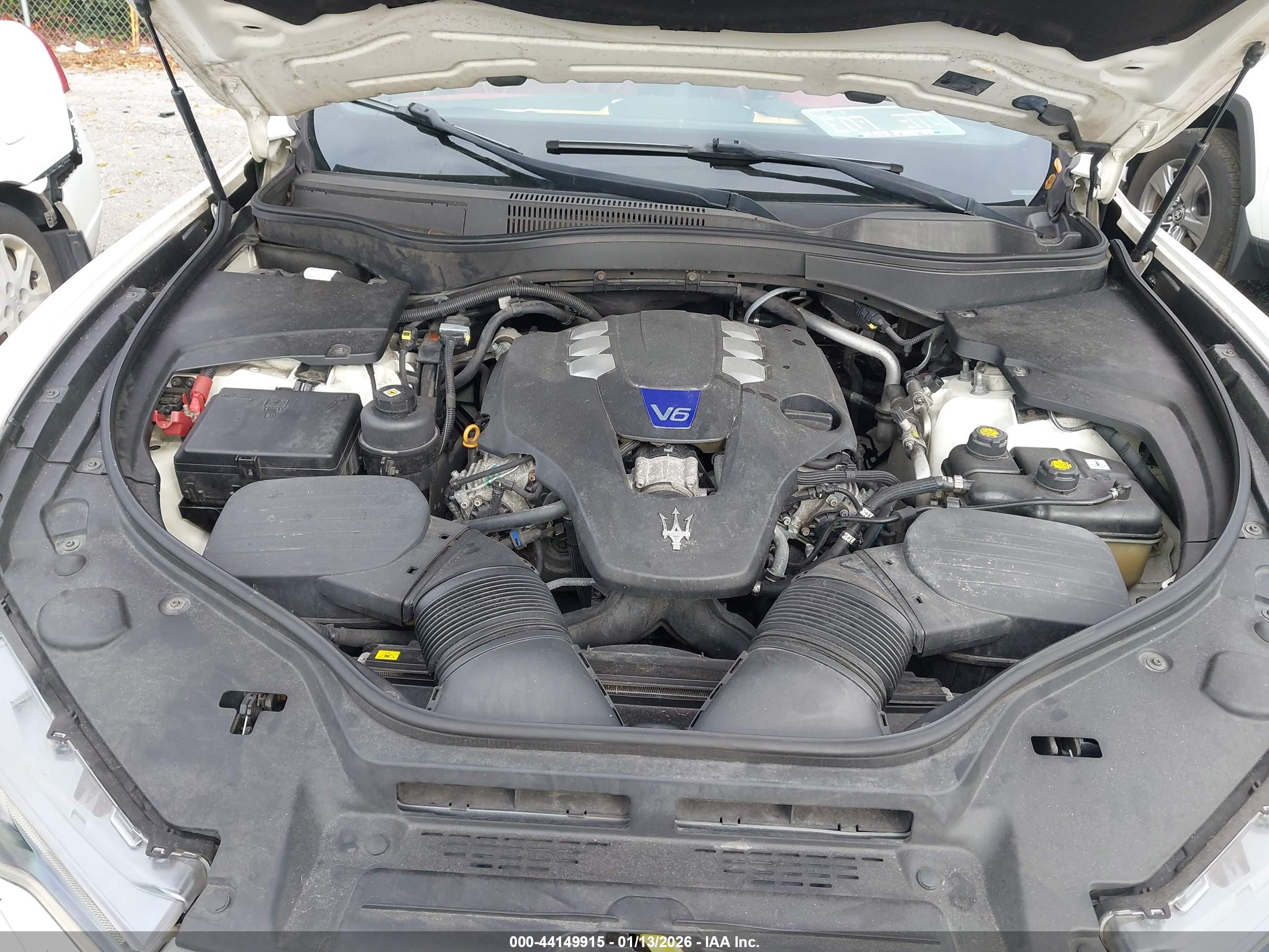 MASERATI LEVANTE image 10