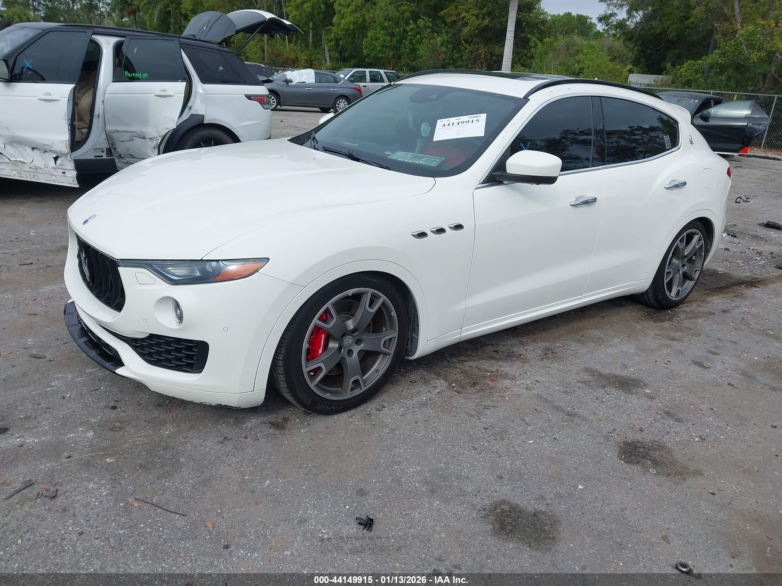 MASERATI LEVANTE image 2