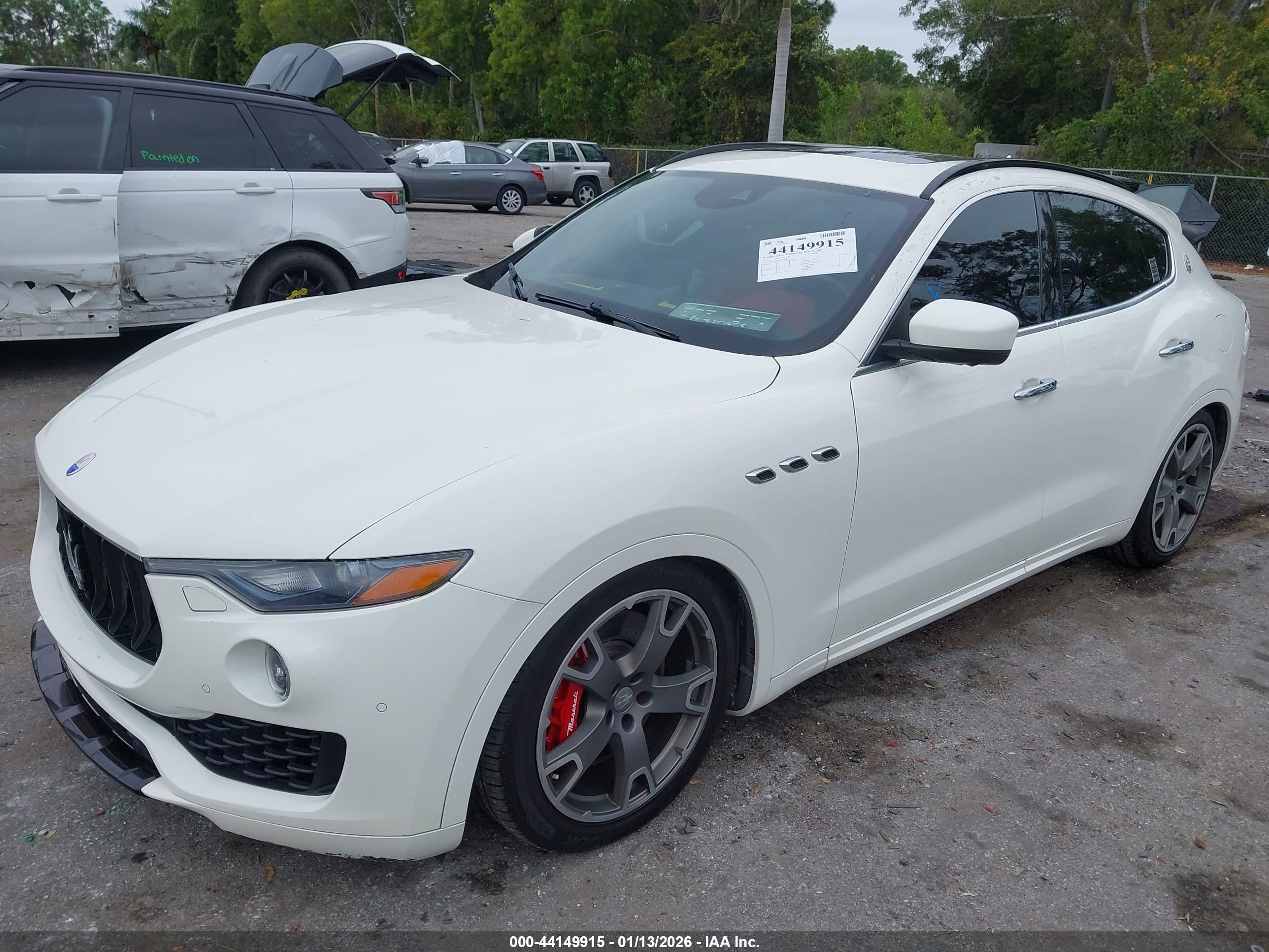 MASERATI LEVANTE image 6
