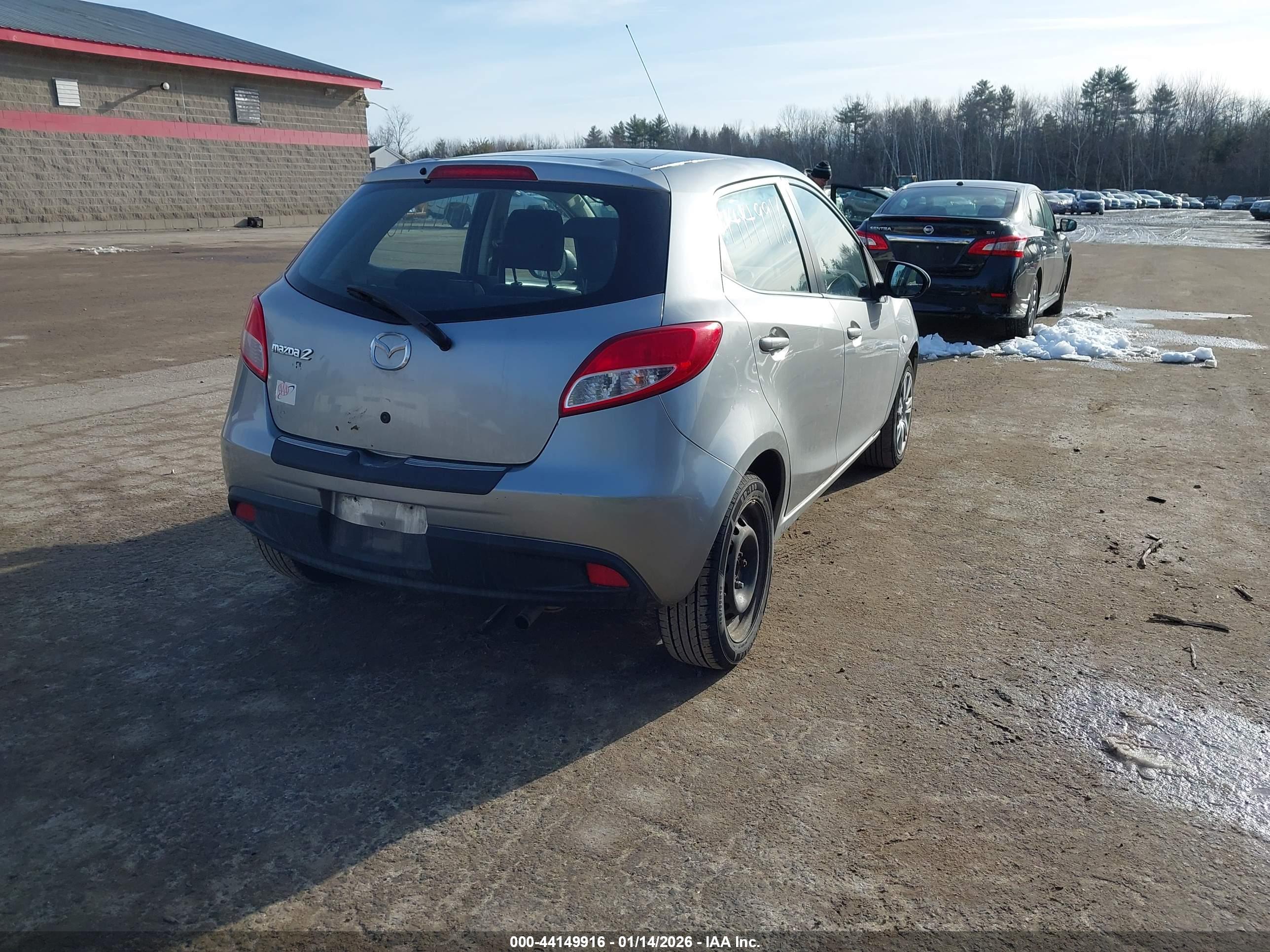 MAZDA MAZDA2 image 4