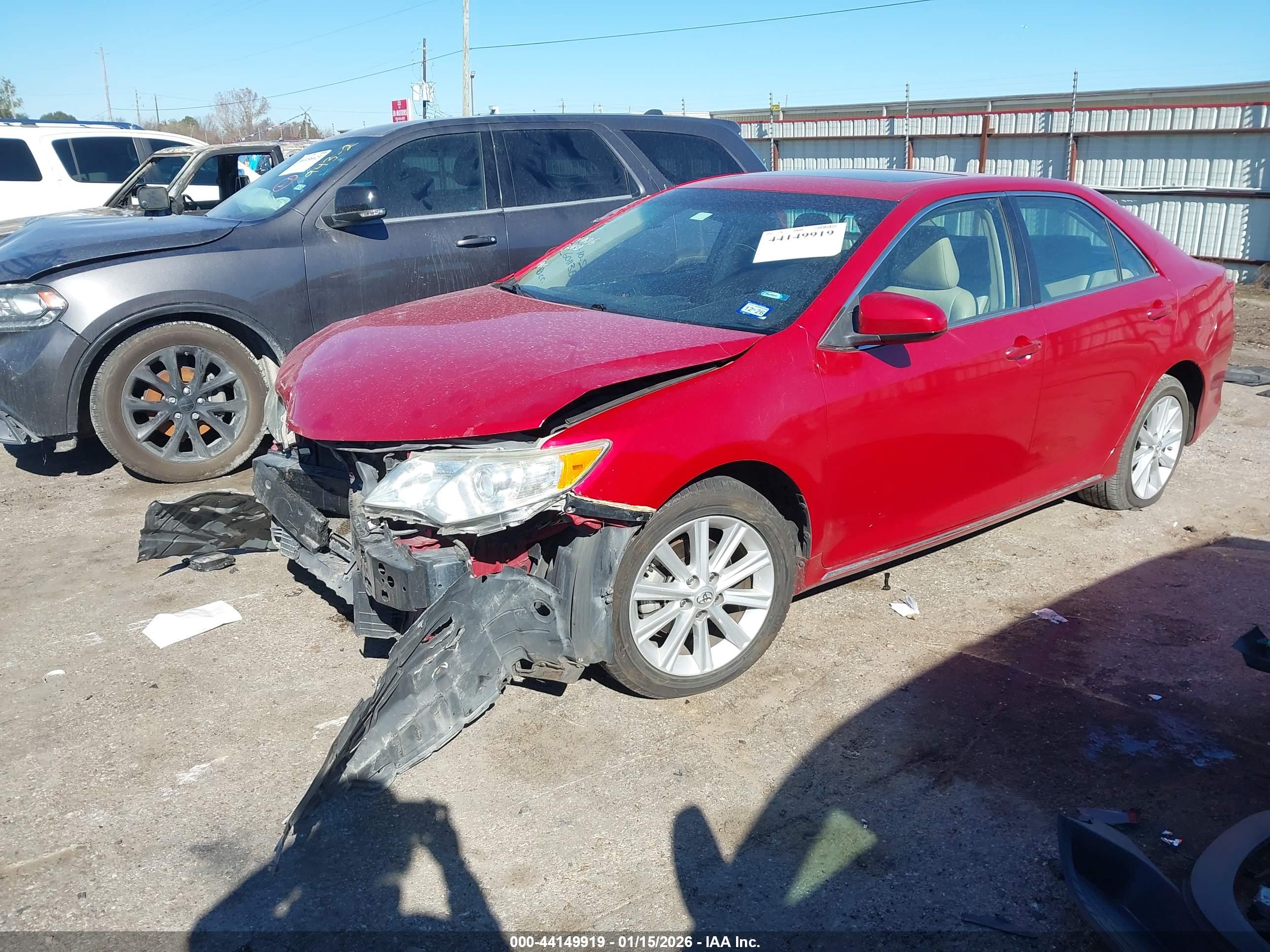 TOYOTA CAMRY image 2