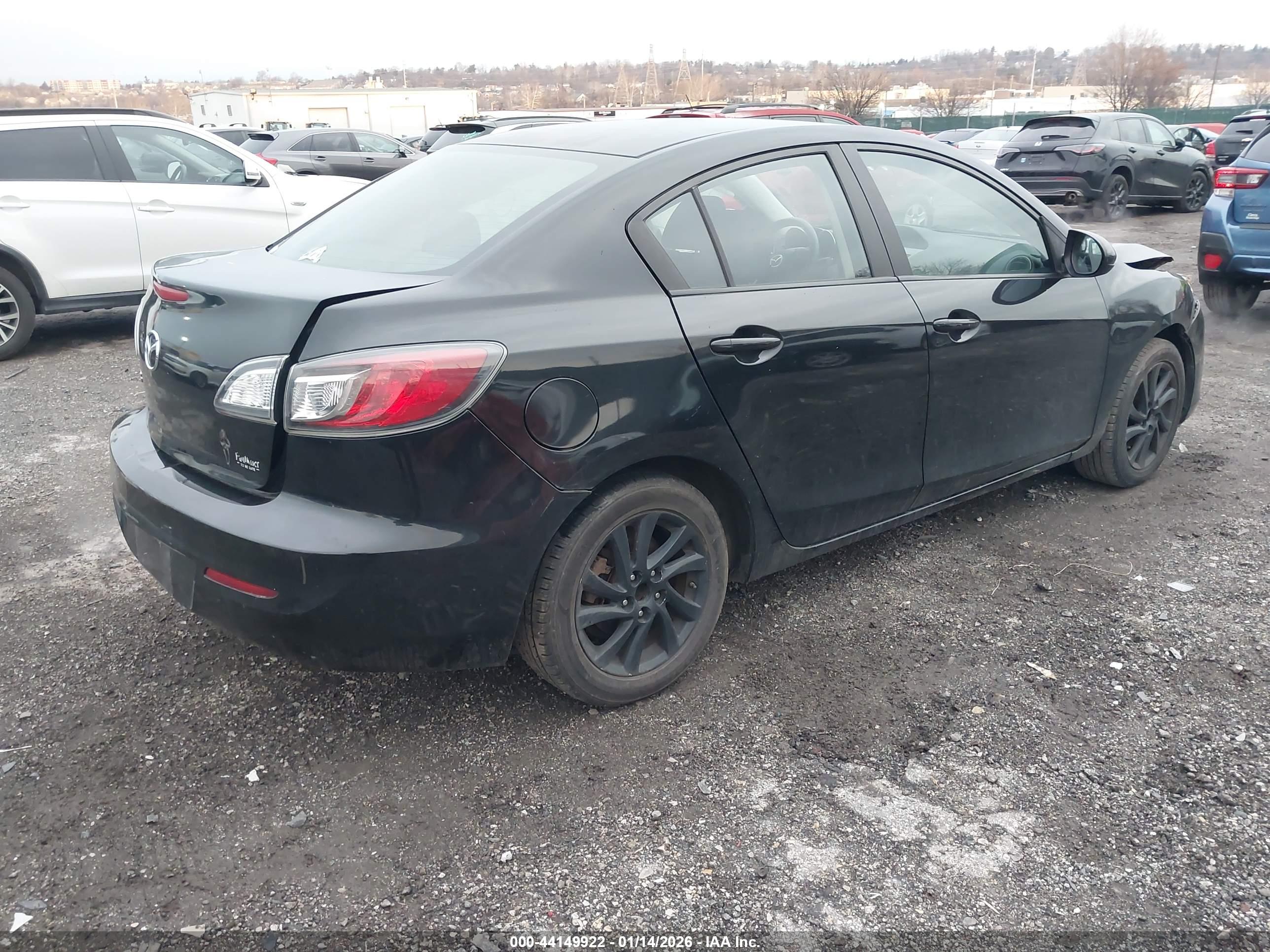 MAZDA MAZDA3 image 4