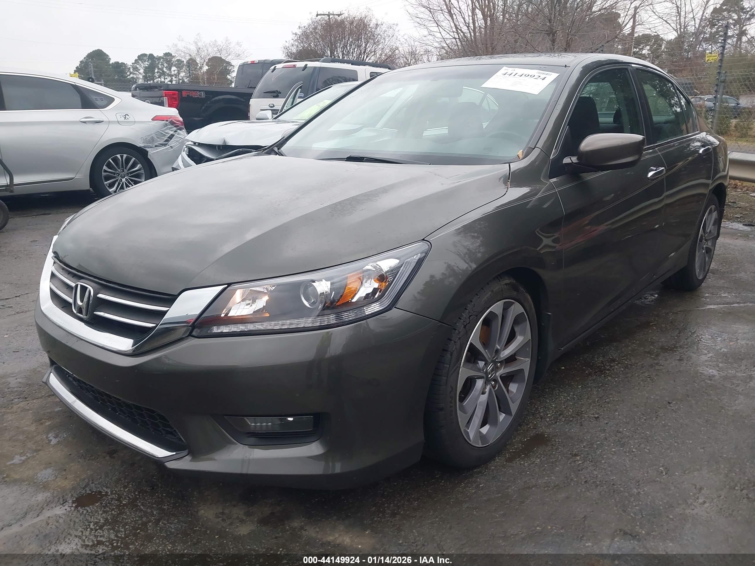 HONDA ACCORD image 2